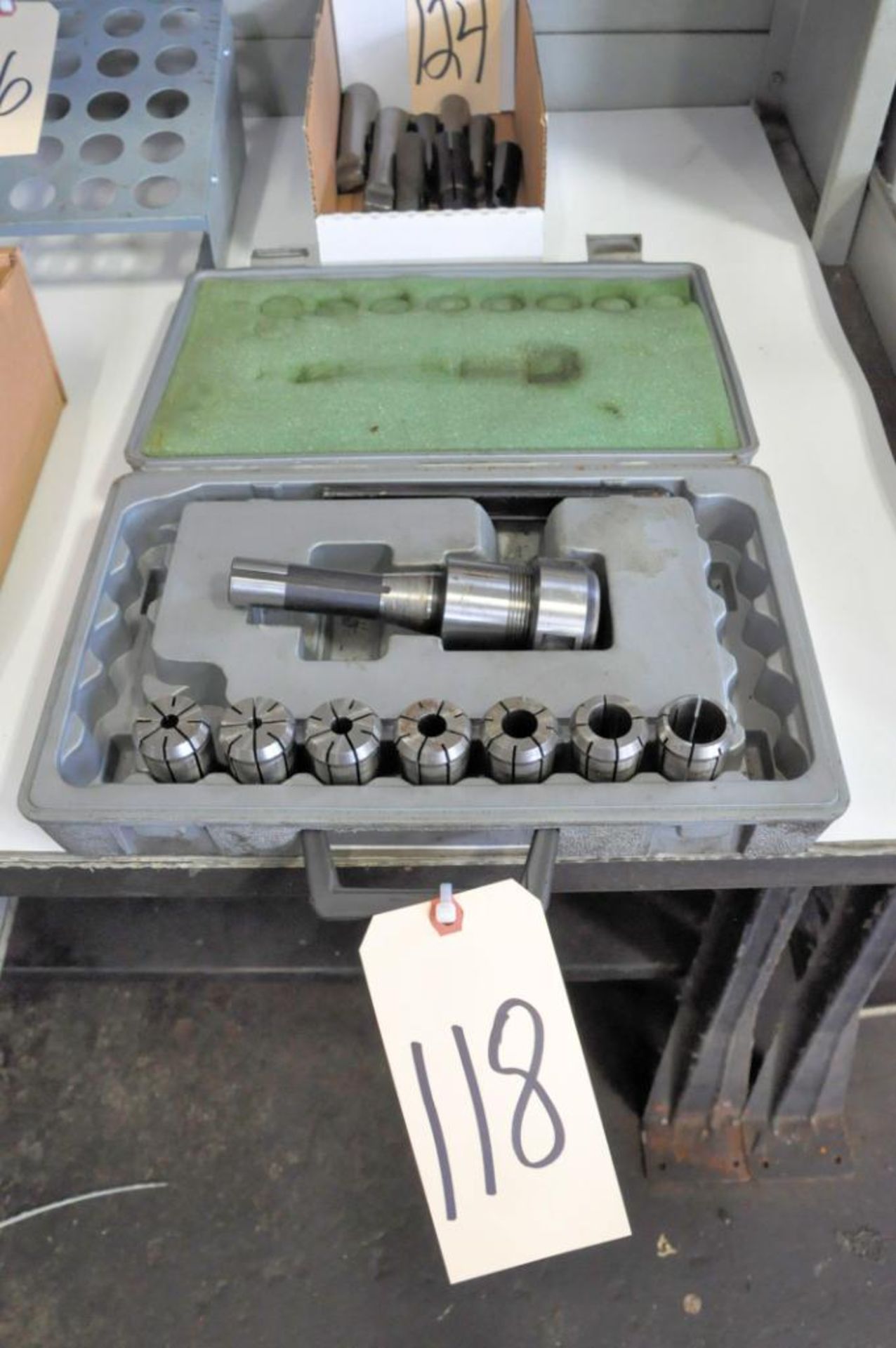 R8 Collet Type Tool Holder with Collets and Case