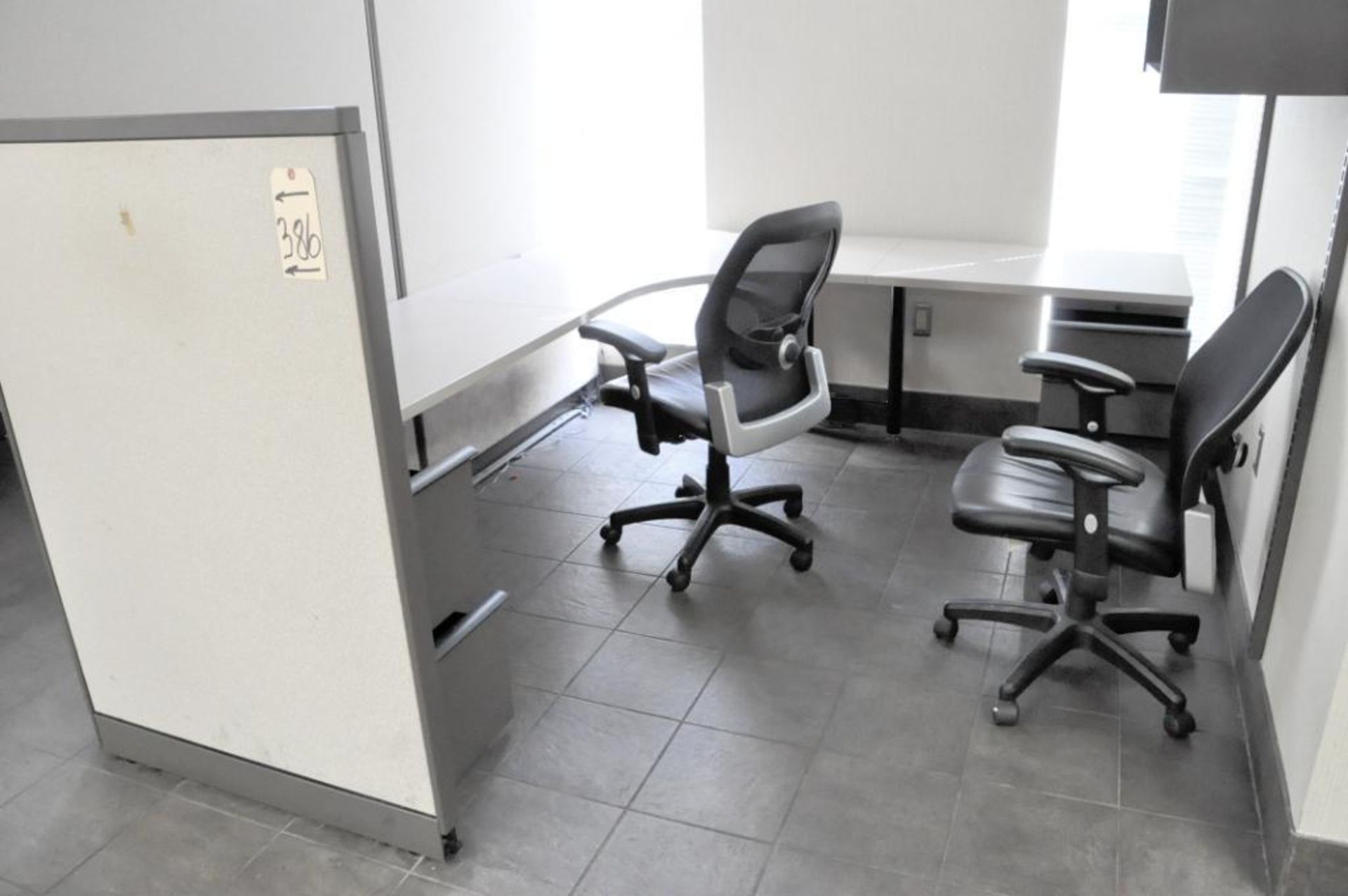 Lot-3 Station Cubicle Partition Work System - Image 6 of 6