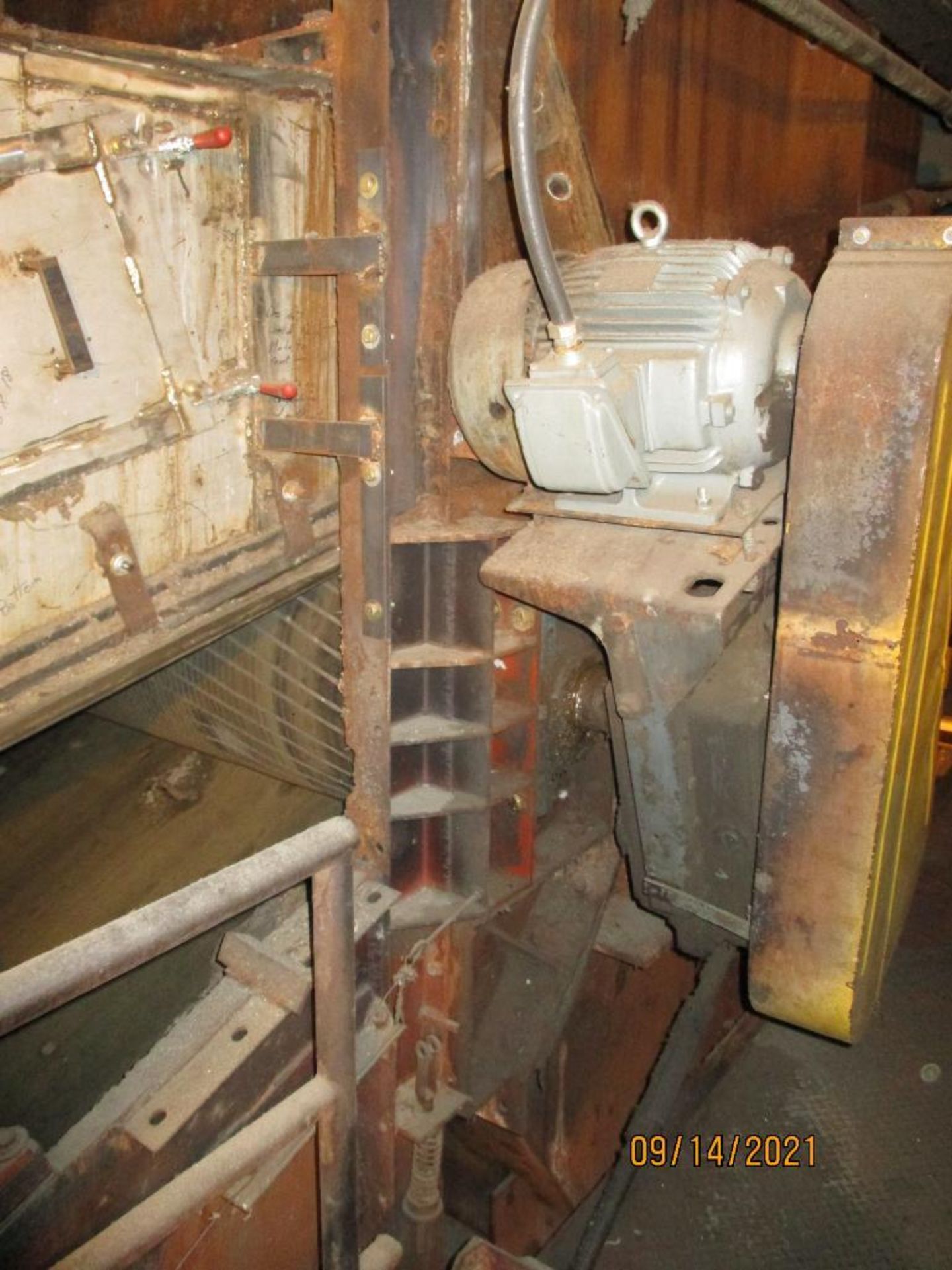 American Pulverizer 1,200-HP Model 60-90 RE Hammermill S/N: 7410, 48 Hammers, 5 1/4" Grate Size, Loc - Image 15 of 23