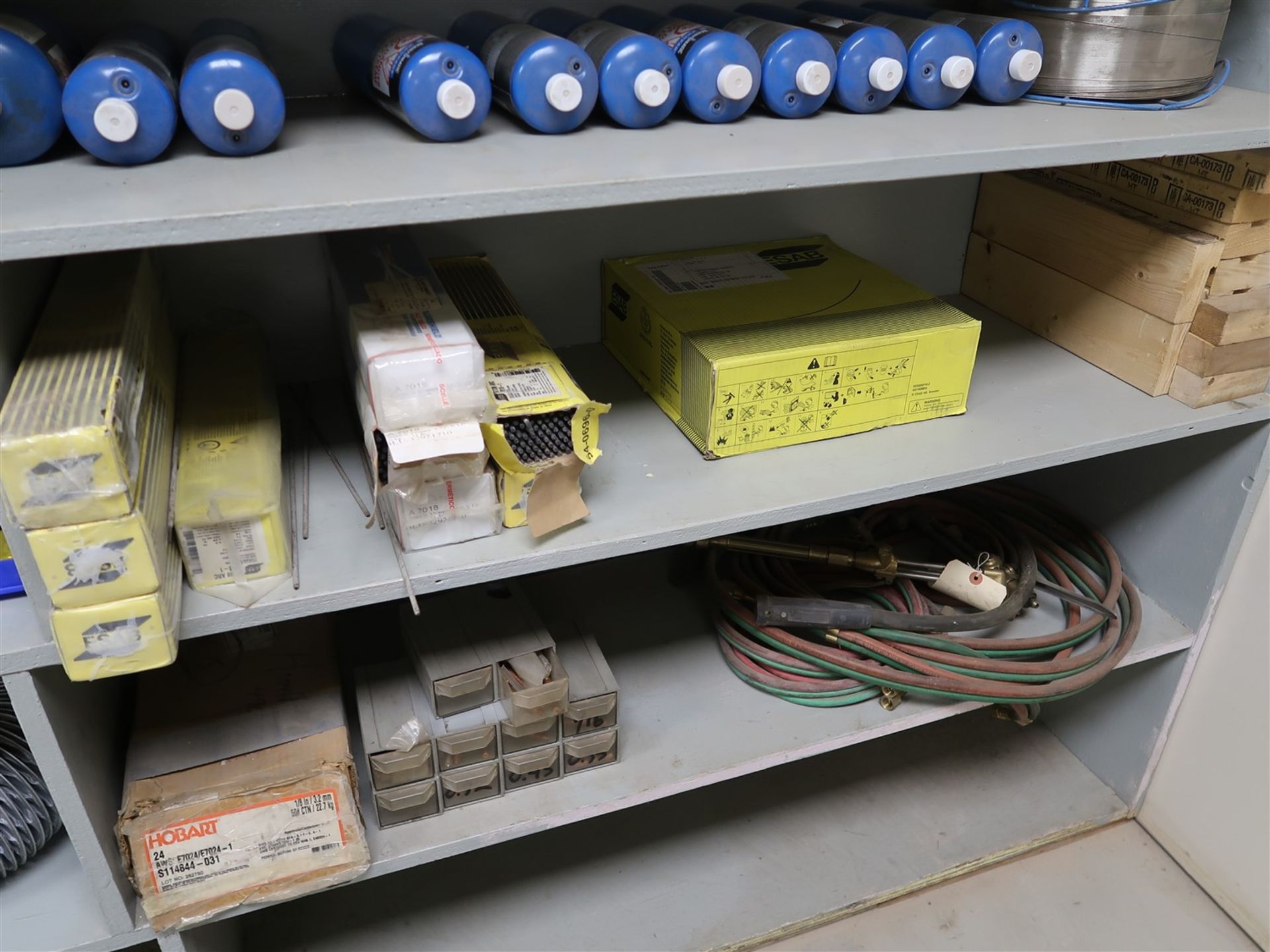 CONTENT OF SHELF, WELDING ROD, OXY ACET UNIT, WELDING SUPPLIES - Image 2 of 3