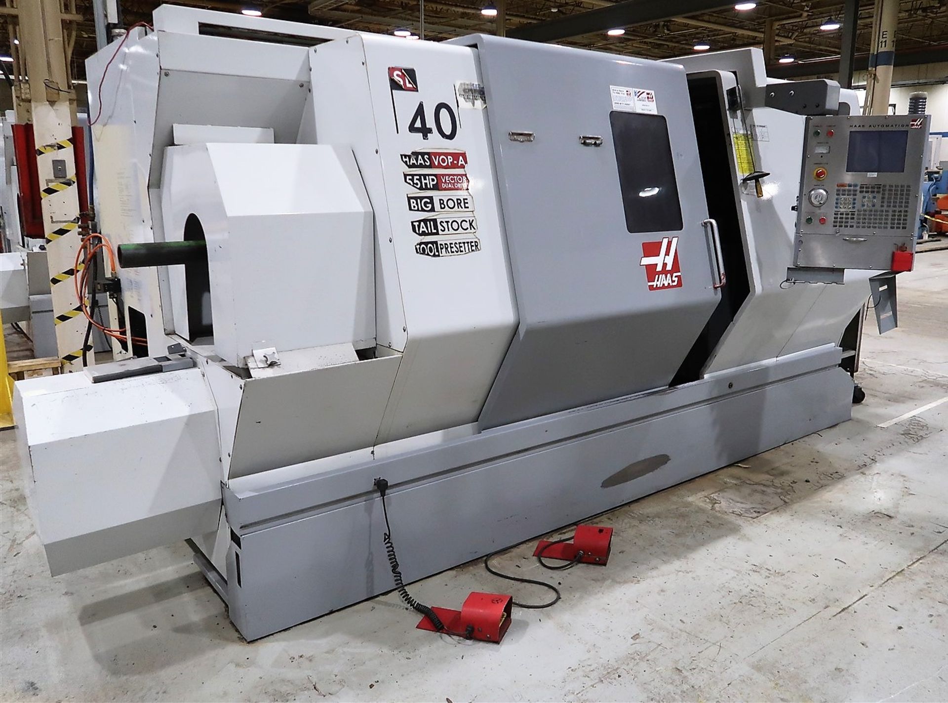 2005 HAAS SL-40TB CNC HORIZONTAL TURNING CENTER, 7.1 IN. BORE, HAAS CNC CONTROL, 10-STATION - Image 4 of 22