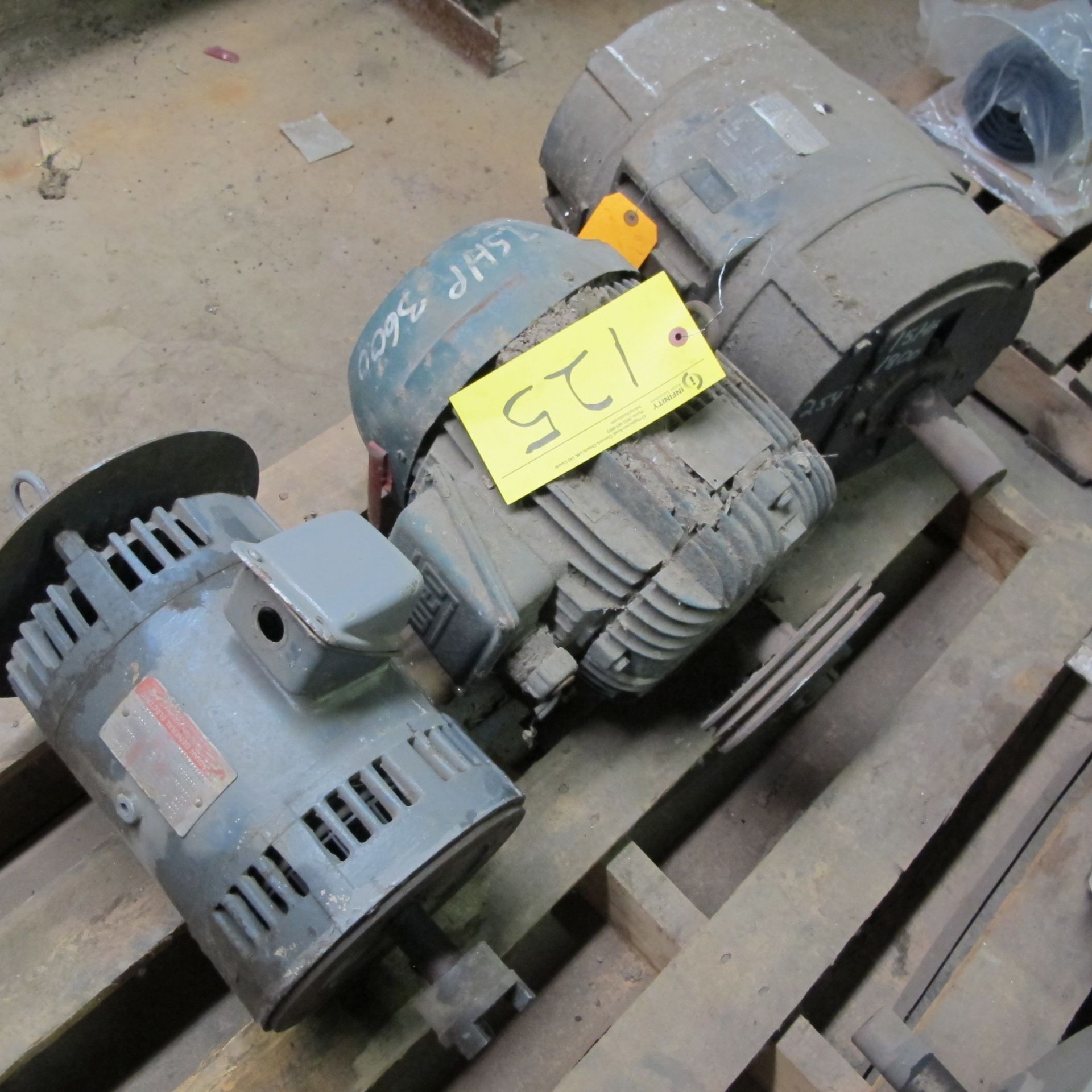 LOT OF (3) PALLET OF ASST. MOTORS/DRIVES UP TO 20HP (14 IN TOTAL) (EAST BUILDING, NORTH MOTOR - Bild 2 aus 2