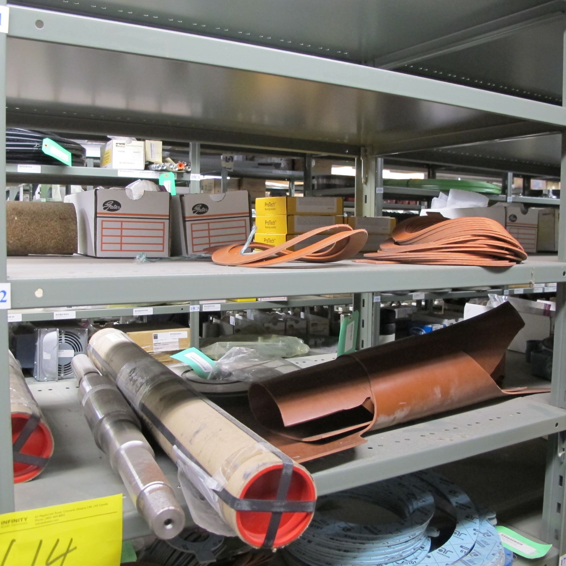 LOT OF (6) SECTIONS OF RACKING UP TO 9-LEVELS INCLUDING CONTENTS ON BOTH SIDES OF RACK, PUMP - Bild 27 aus 49