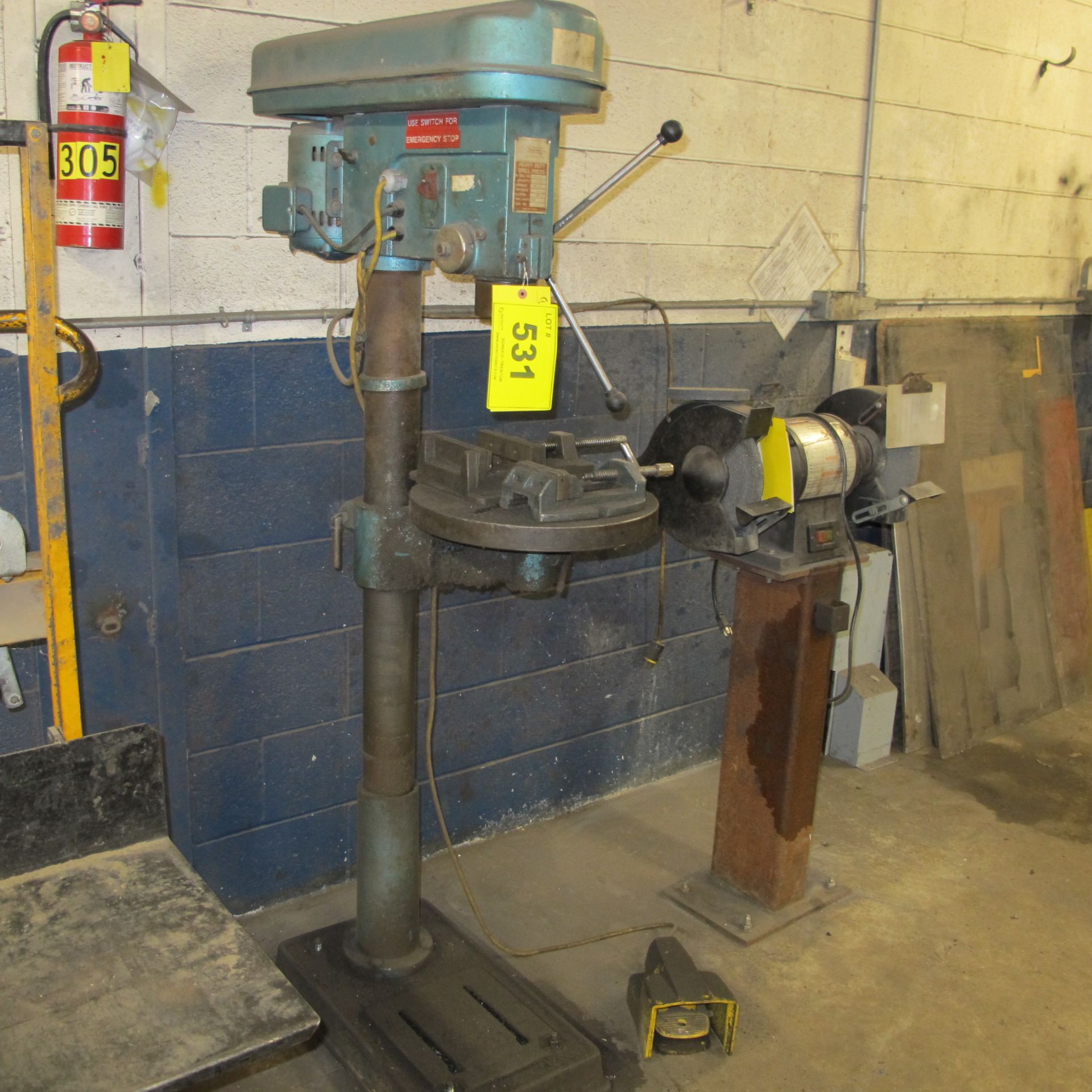 BUSY BEE B17B DRILL PRESS W/ (2) VISES (WEST BUILDING, WELDING SHOP)