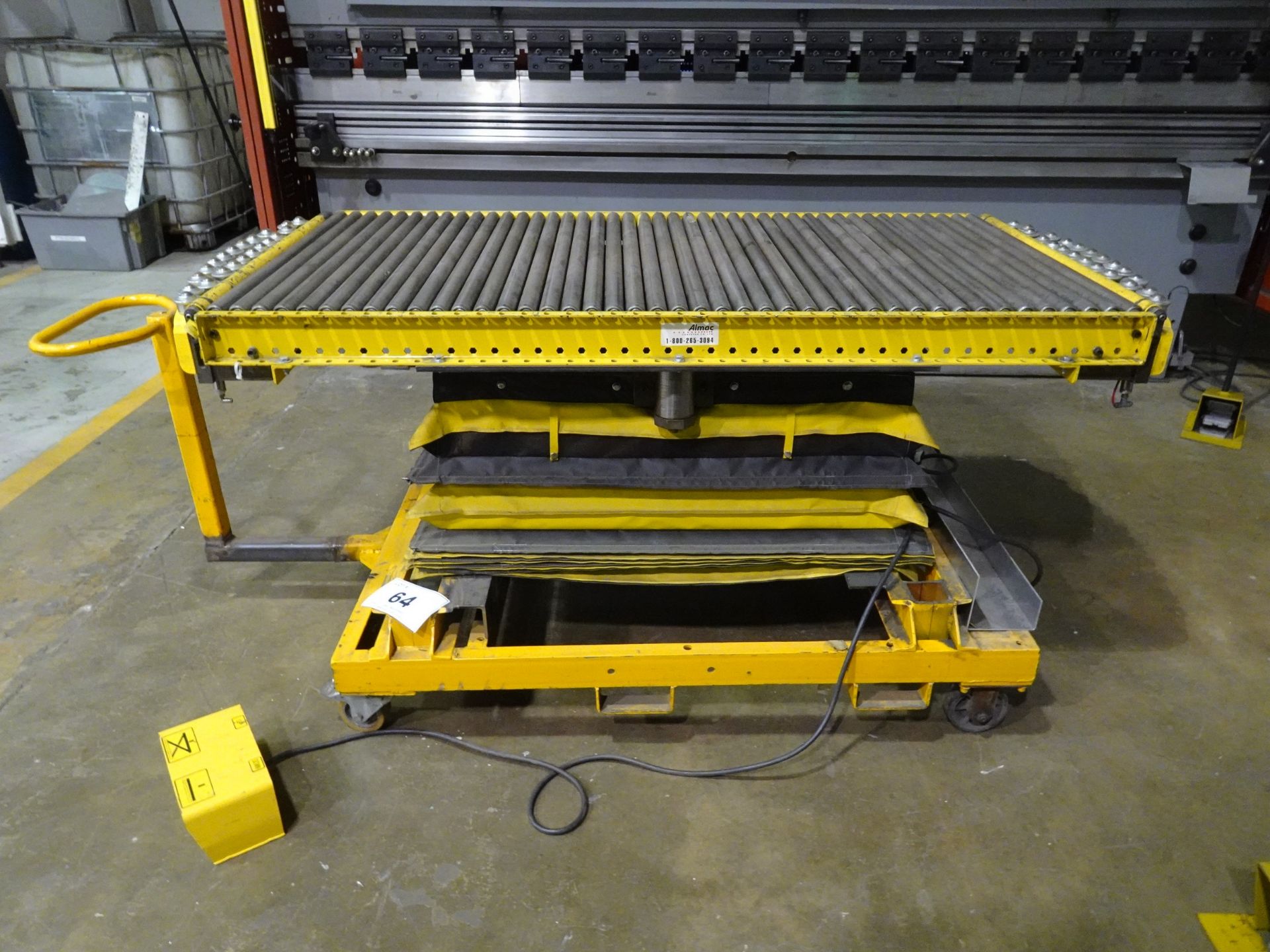 2010 ALMCA 2000 LBS CAPACITY ROLLER TOP CONVEYOR ELECTRIC SCISSOR LIFT, MOUNTED ON CART, ROTARY - Image 2 of 8