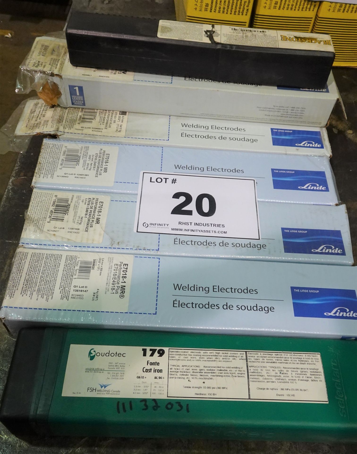 LOT OF (8) PACKS OF LINDE, SOUNOTEC & BLACKSTONE WELDING RODS (RIGGING FEE $10)