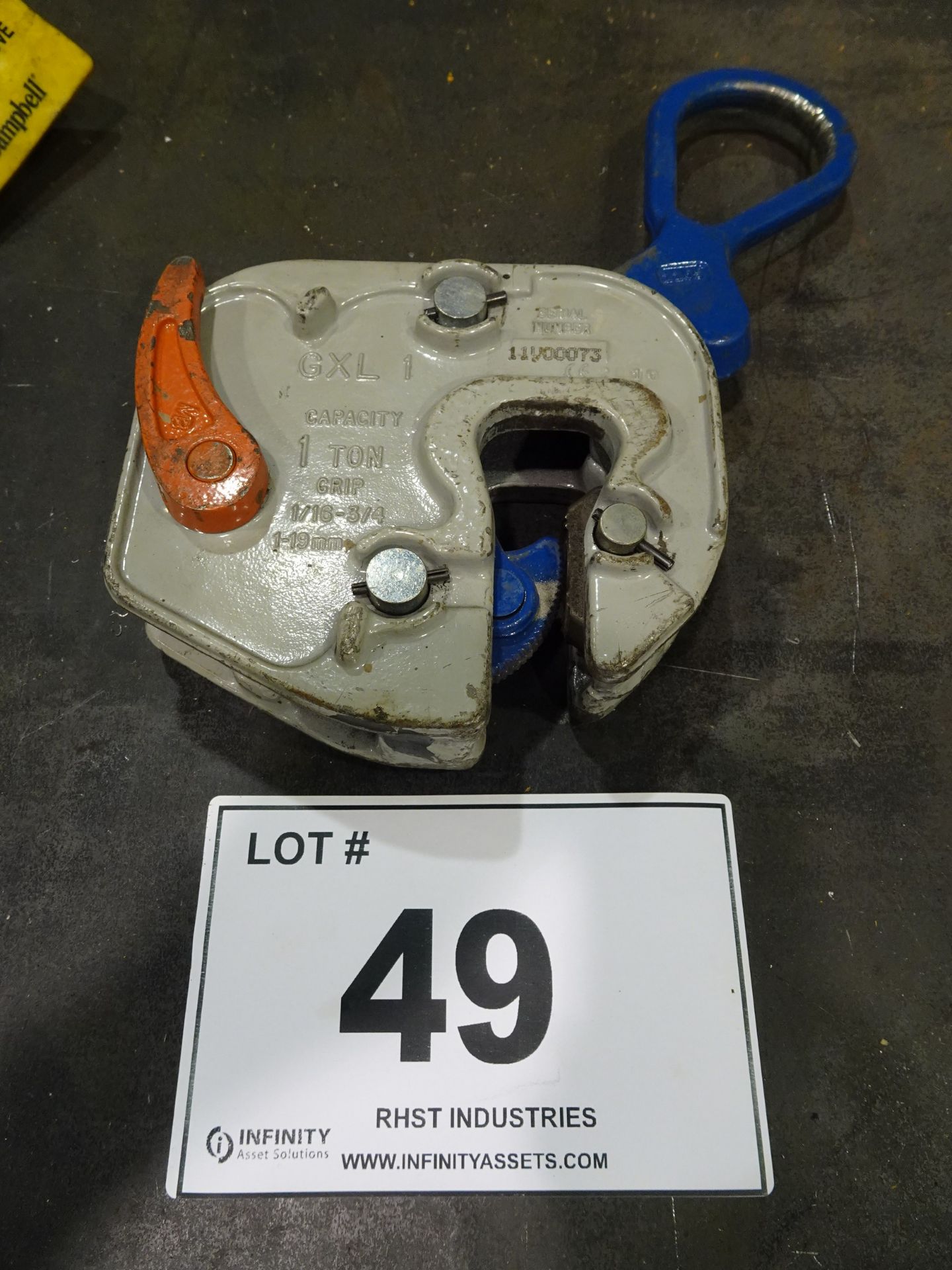 GXL 1 PLATE LIFTING CLAMPS, 1 TON CAPACITY (RIGGING FEE $10)