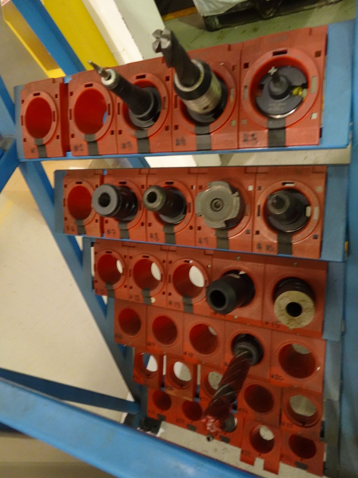 PORTABLE 40 TAPER TOOL HOLDER RACK C/W (35) HOLDER & SOME WITH TOOLING (RIGGING FEE $125) - Image 5 of 5