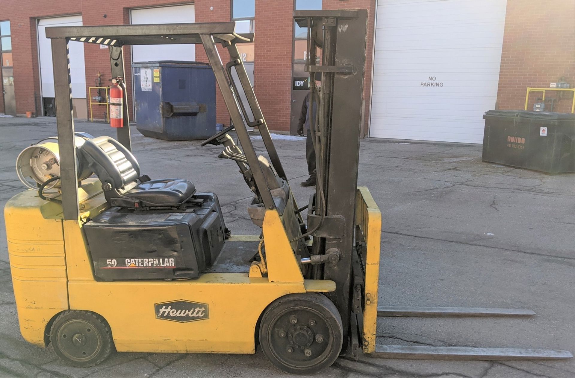 CATERPILLAR GC25 PROPANE FORKLIFT, 4,700LB CAP., 190” MAX LIFT, 3-STAGE MAST, SIDE SHIFT, S/N - Image 4 of 12