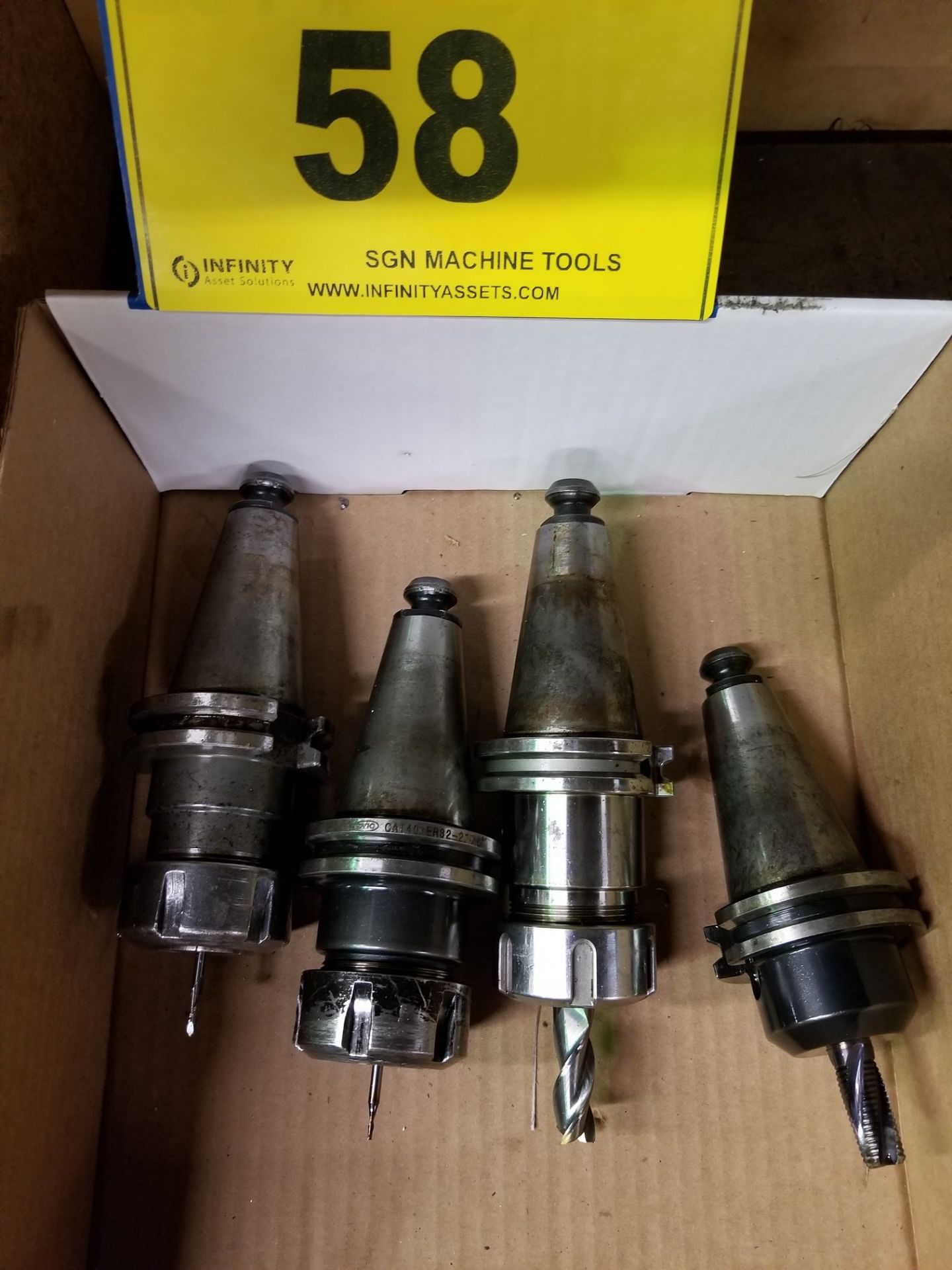 LOT - ASSORTED CAT 40 TOOLING (4 PCS)