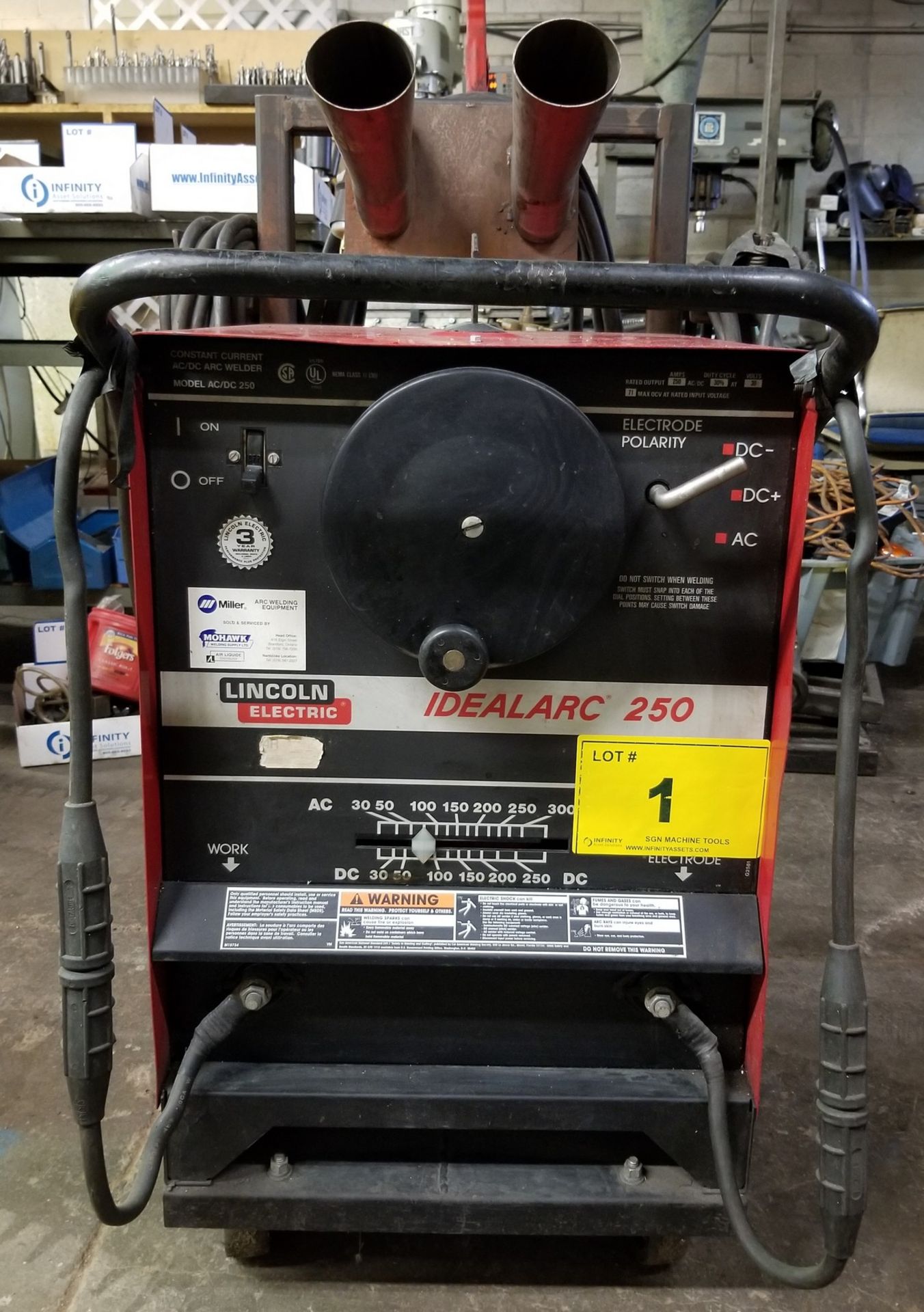 LINCOLN ELECTRIC, IDEALARC 250 WELDING AC/DC MACHINE S/N: C1990400460