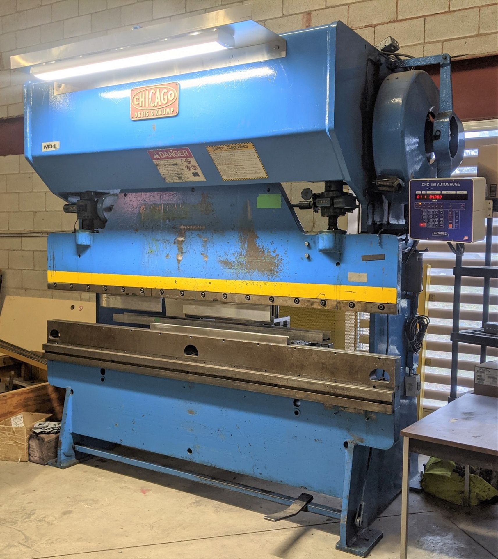 CHICAGO 68B PRESS BRAKE, 36 TON X 8’ CAP., 14GA MILD STEEL, 5/8” DIE OPENING, CNC 150 AUTOGAUGE - Image 3 of 9