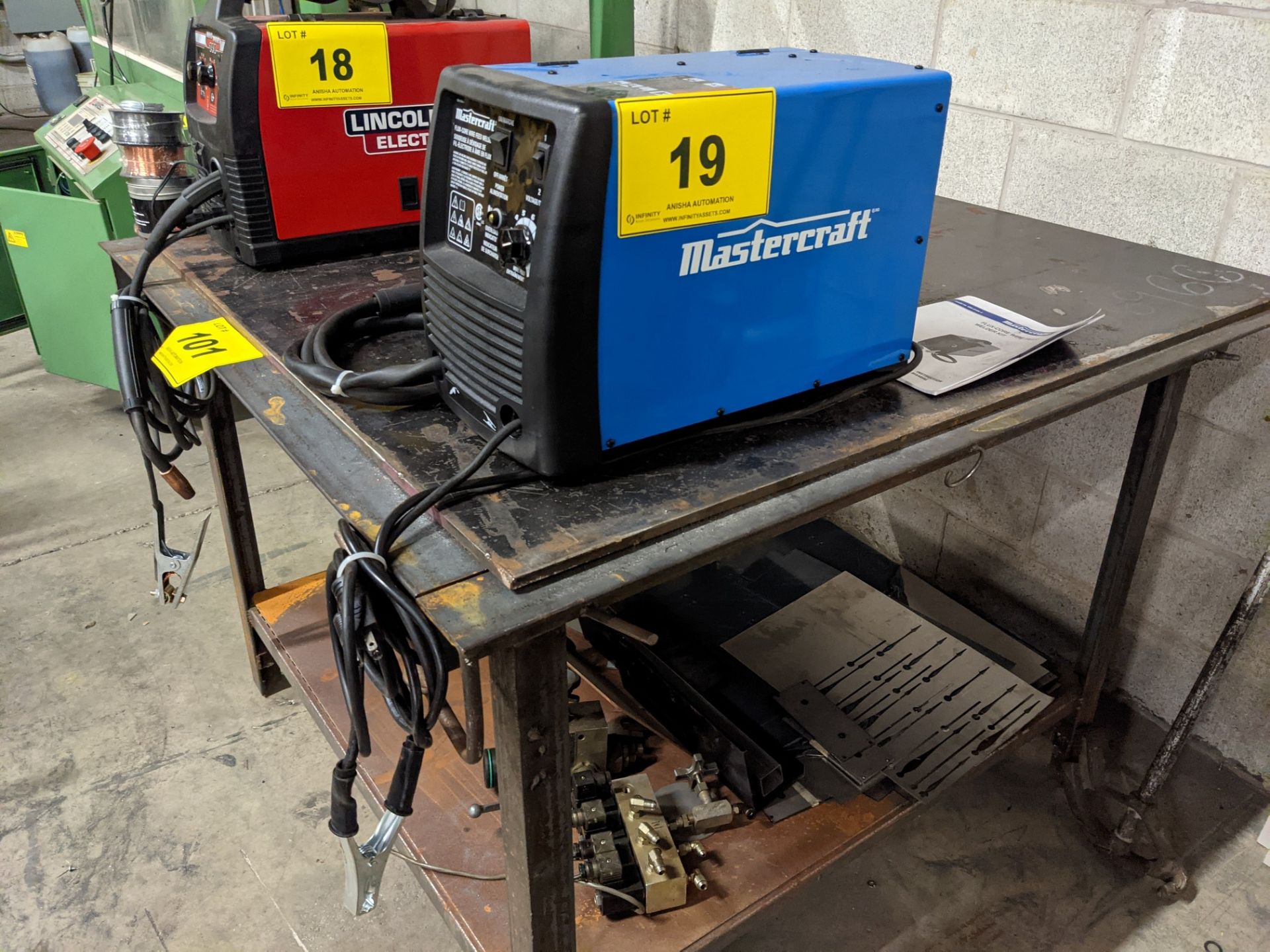 MASTERCRAFT FLUX-CORE WIRE FEED WELDER