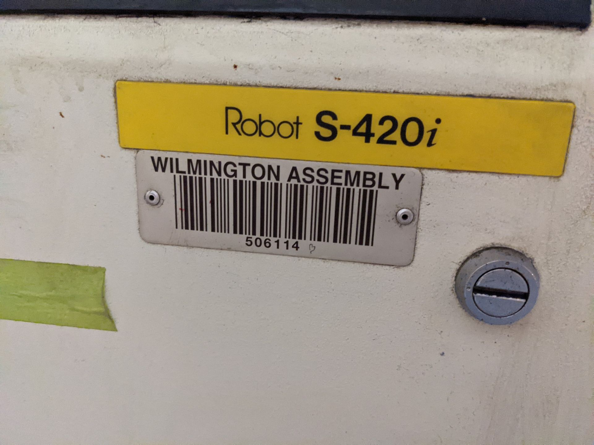 FANUC S-420IW ROBOT W/ FANUC SYSTEM R-J2 S-420I CONTROLLER, TYPE A05B-2351-B008, S/N E97900176 W/ - Image 3 of 7