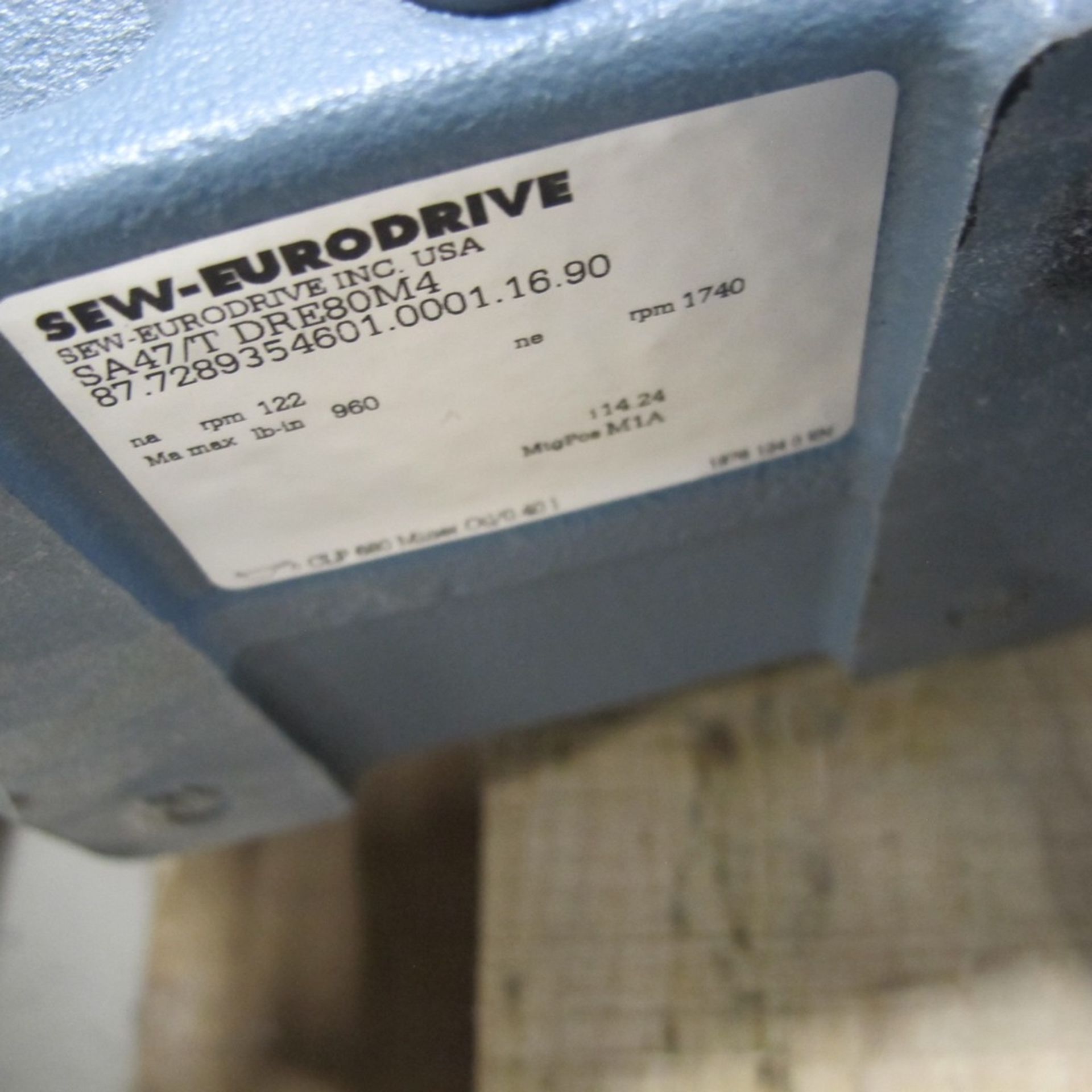 SEW-EURODRIVE SERVO MOTOR, SA47/TDRE80M4, 87.7289354601.0001.16.90, 1.0 S1 HP, 230/460V, 300 - 1,800 - Image 3 of 3