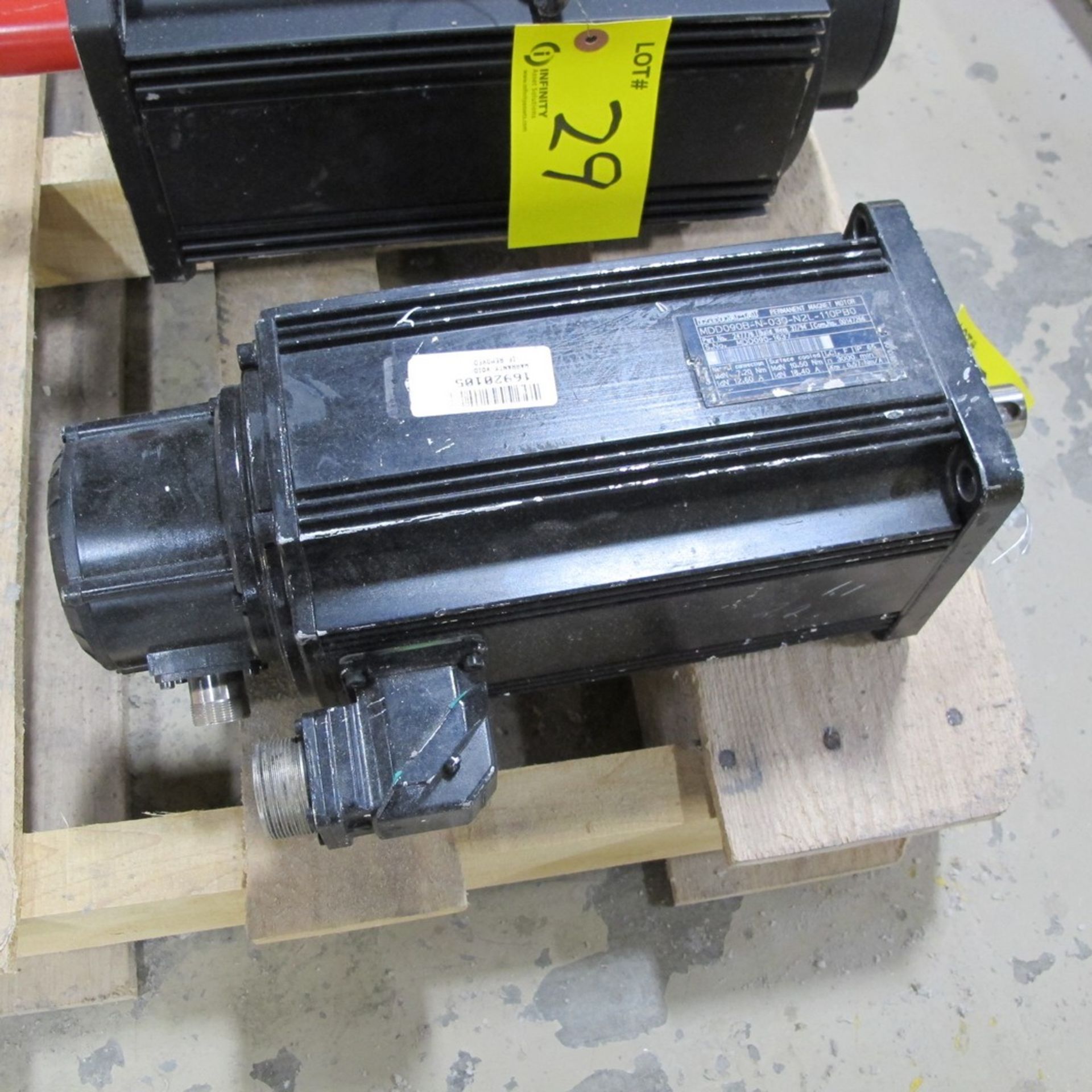 INDRAMAT PERMANENT MAGNET MOTOR MDD090B-N-030-N2L-110PB0 (NORTHWEST PLANT)