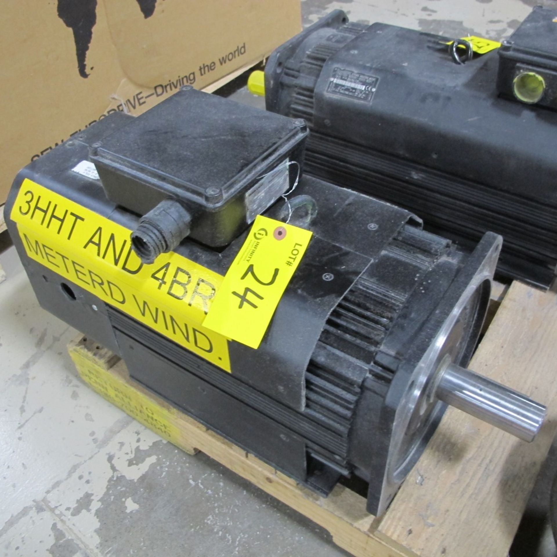 INDRAMAT SERVO MOTOR 1320-B35CB3-B503-B3V1/S020, 15KW, 1,500/7,500 RPM (NORTHWEST PLANT)