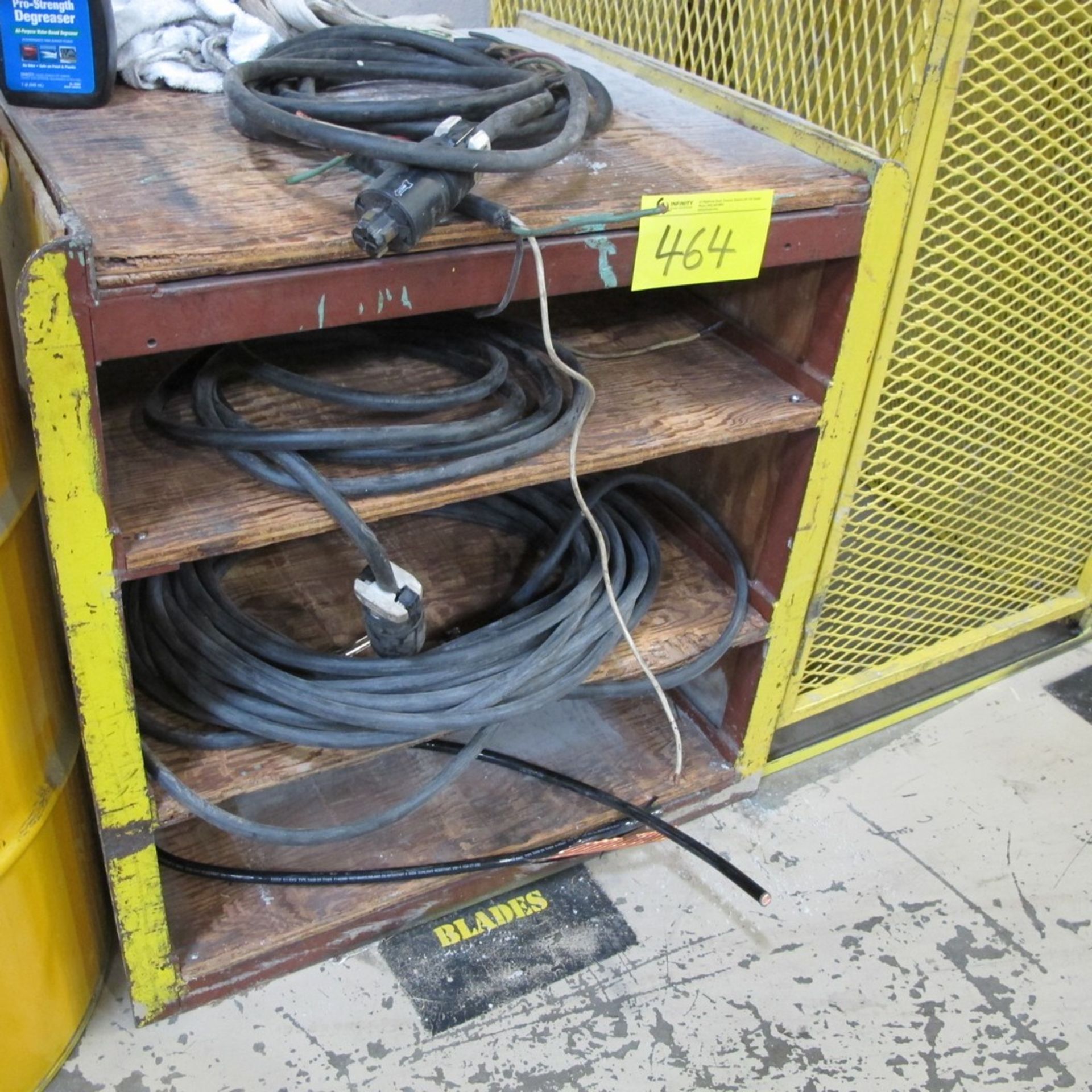 4-LEVEL METAL/WOOD CABINET W/ CABLES, PLUG INS AND AIR HOSE (MACHINE SHOP)