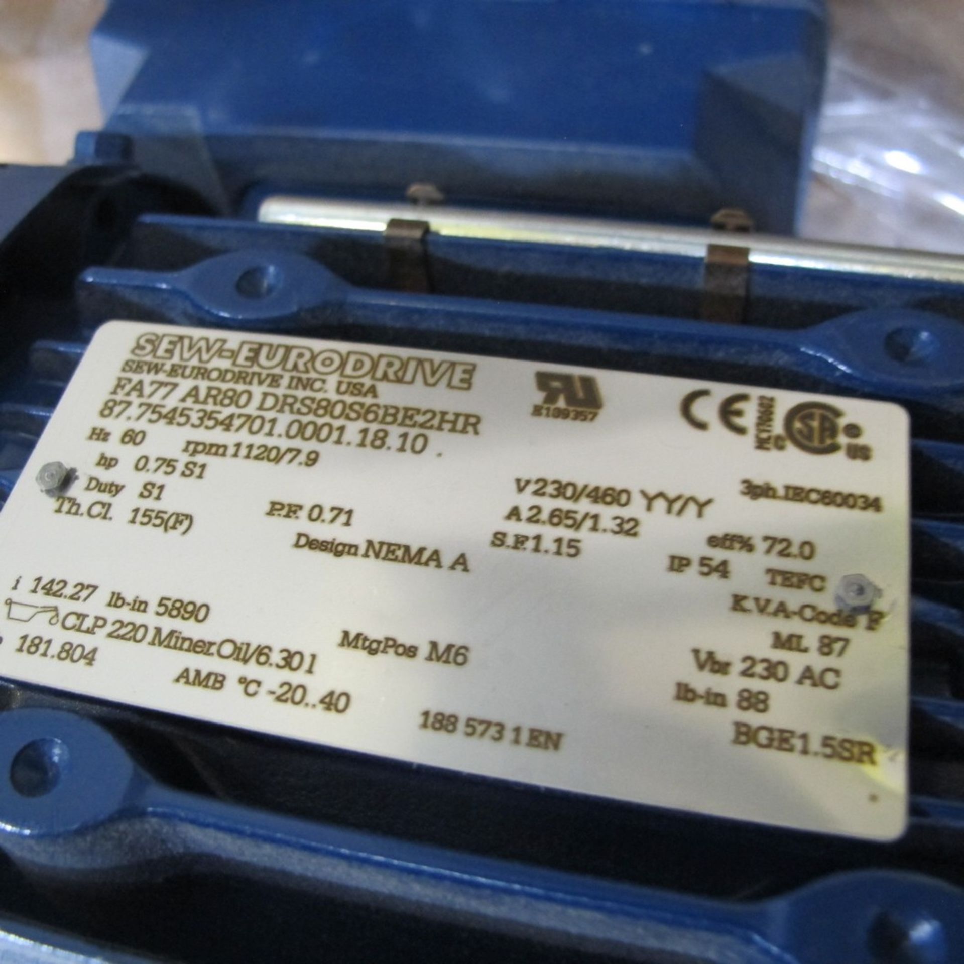 SEW-EURODRIVE SERVO MOTOR, FA77AR80DR58056BE2HR, 87.7545354701.0001.18.10, 0.75 S1 HP, 230/460V, 1, - Image 2 of 3