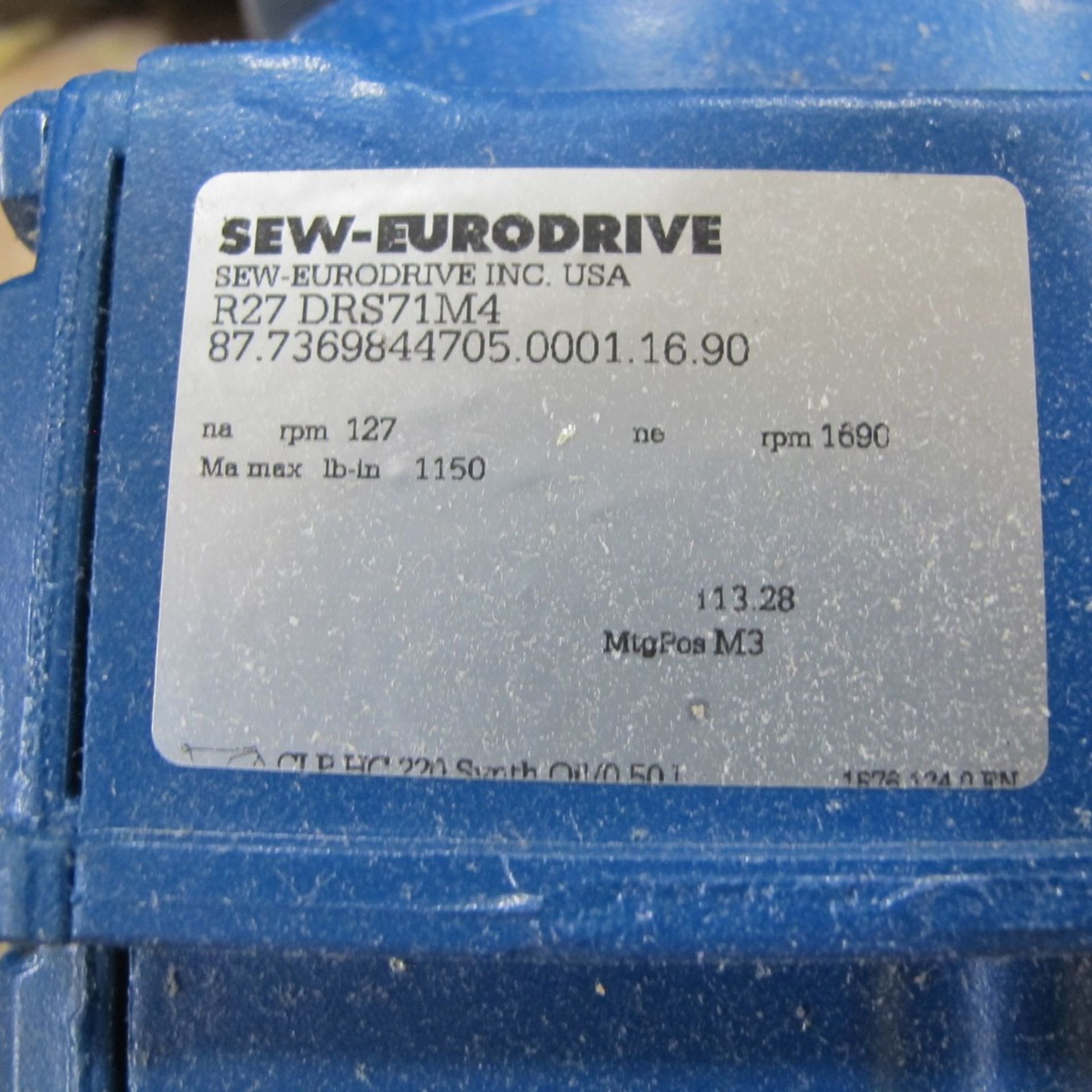 SEW EURODRIVE R27DRS71M4, 87.7369844705.0001.16.90, 230/460V, 1,690/127 RPM, HP 0.75 S1 W/ GEARBOX/ - Image 3 of 3