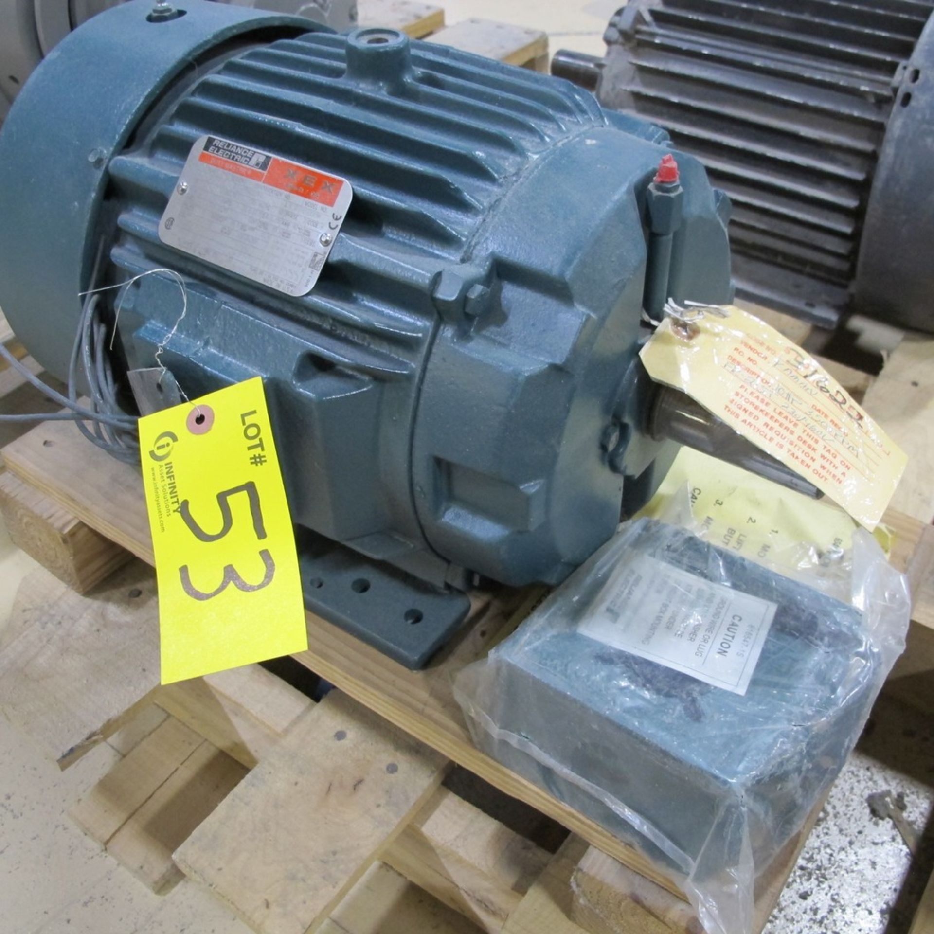 RELIANCE ELECTRIC DUTY MASTER XEX MOTOR, 10HP, 460V, 3,510RPM, 215T FRAME (NORTHWEST PLANT)