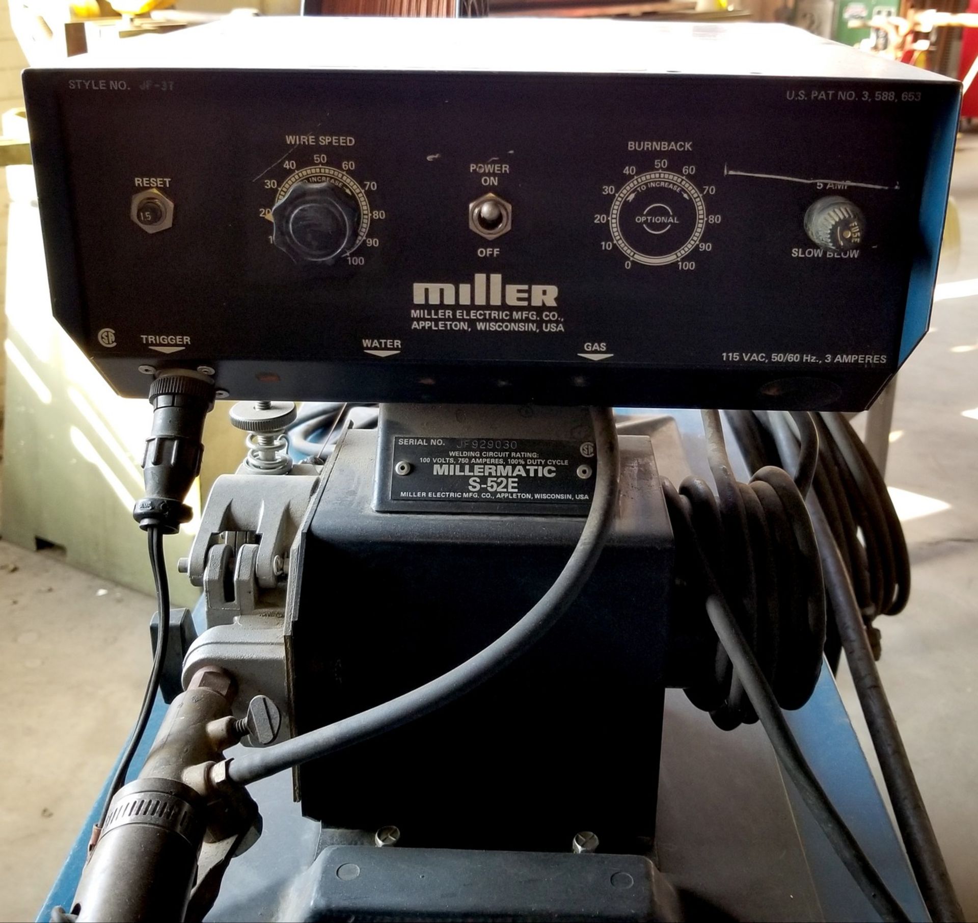 MILLER CP-200 WELDER, S/N: JF929090 W/ MILLERMATIC S-52E WIRE FEEDER S/N: JF929030 - Image 7 of 12