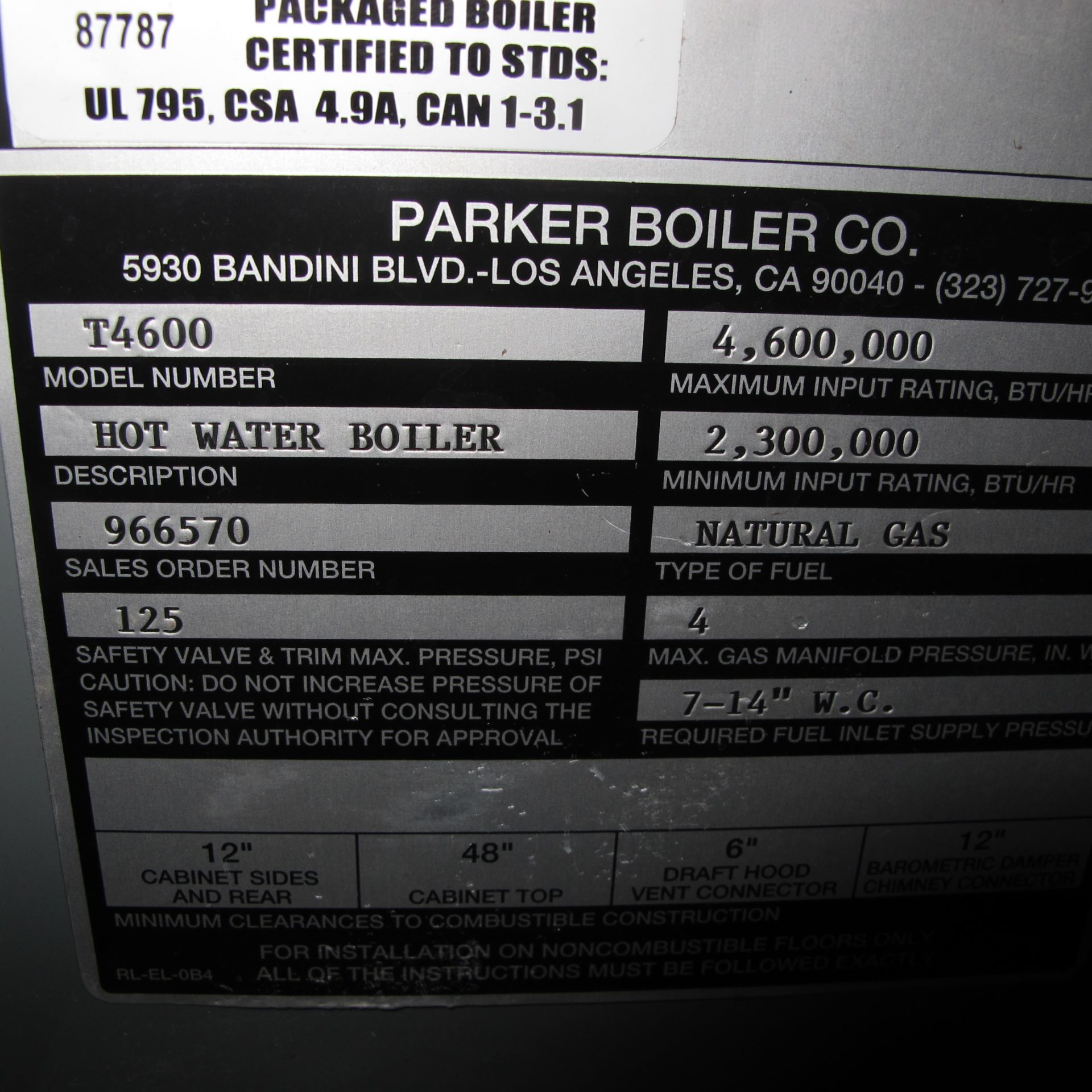 2012 PARKER T4600 NATURAL GAS BOILER, 2,300,000 TO 4,600,000 BTU W/ HONEYWELL GASE PIPE/VALVES - Image 3 of 10