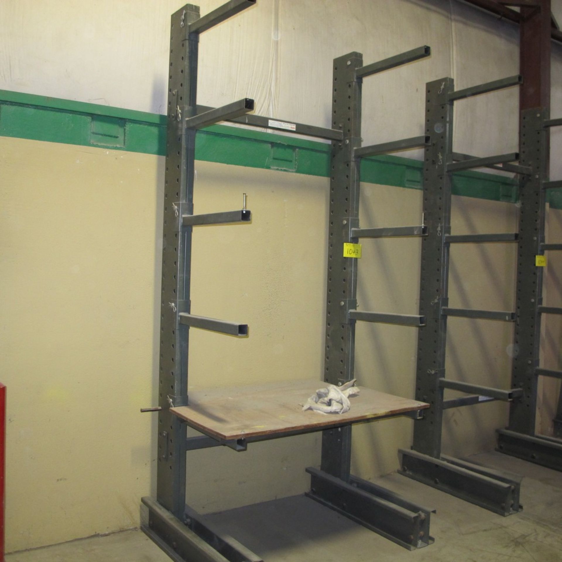 JARIKE STEEL STREE MEDIUM DUTY 6-LEVEL CANTILEVER RACK, APPROX. 10'H X 50"W X 40" AT BASE X 24" ARMS