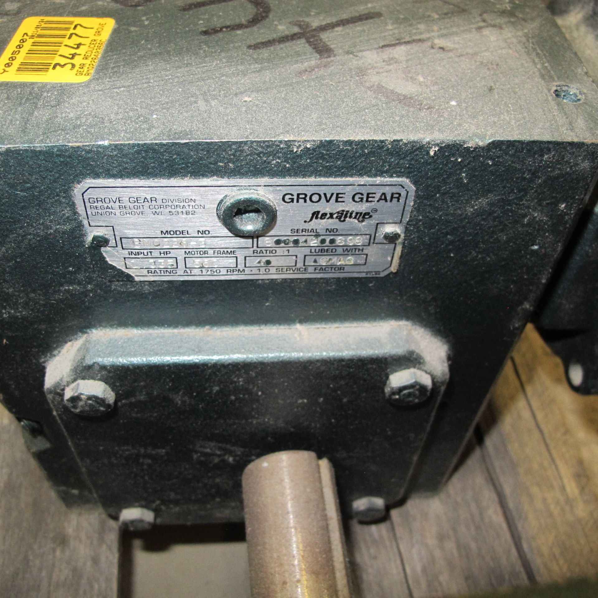 LOT OF (4) GEARBOXES IN ROW, GROVE HEAR BM011-2, RATIO 2:1, WEPCO 4ACLH, RATIO 40:1, (2) GROVE - Image 9 of 10