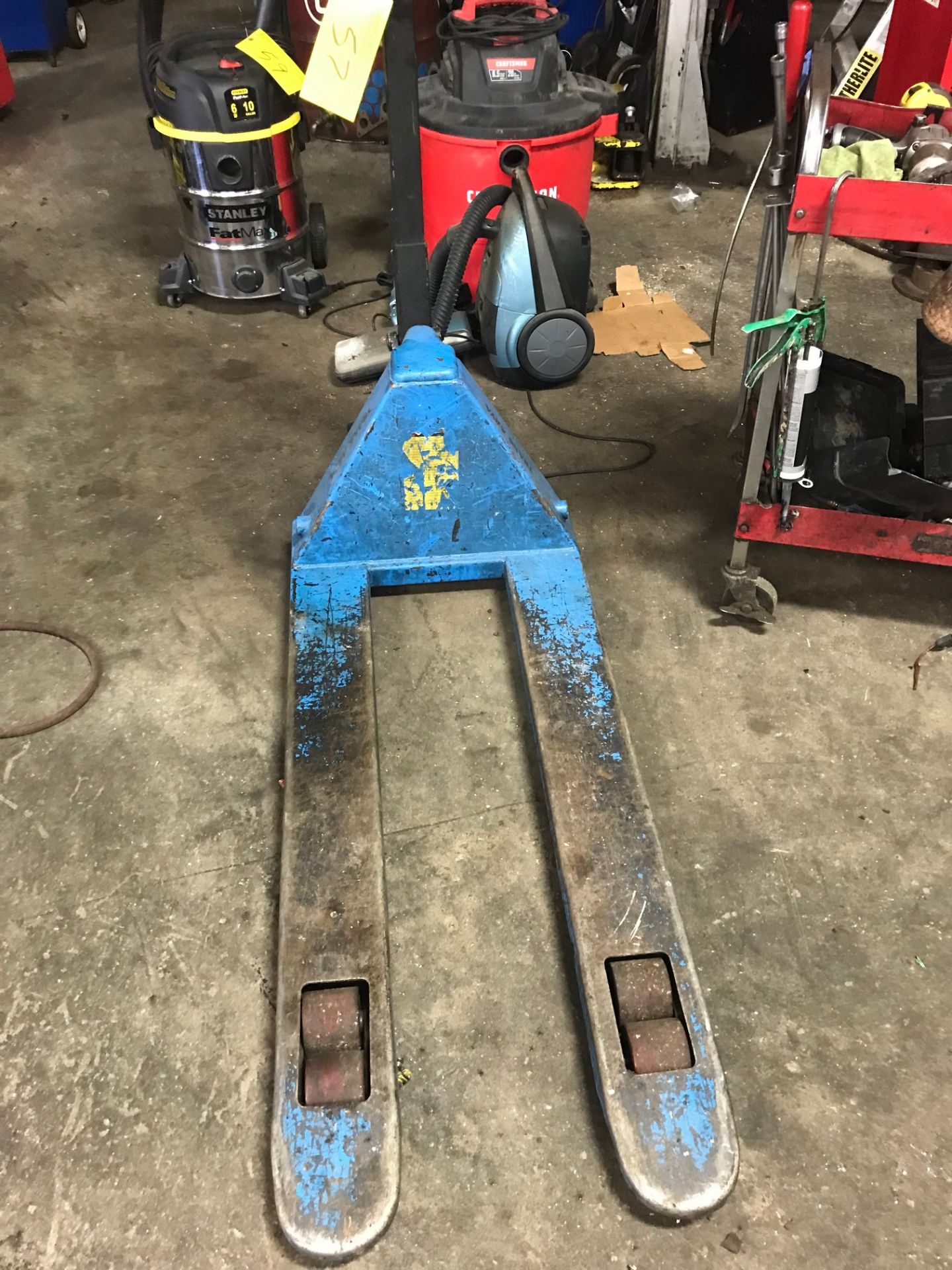 TRANS ARYA 5,000LB CAP. PALLET JACK