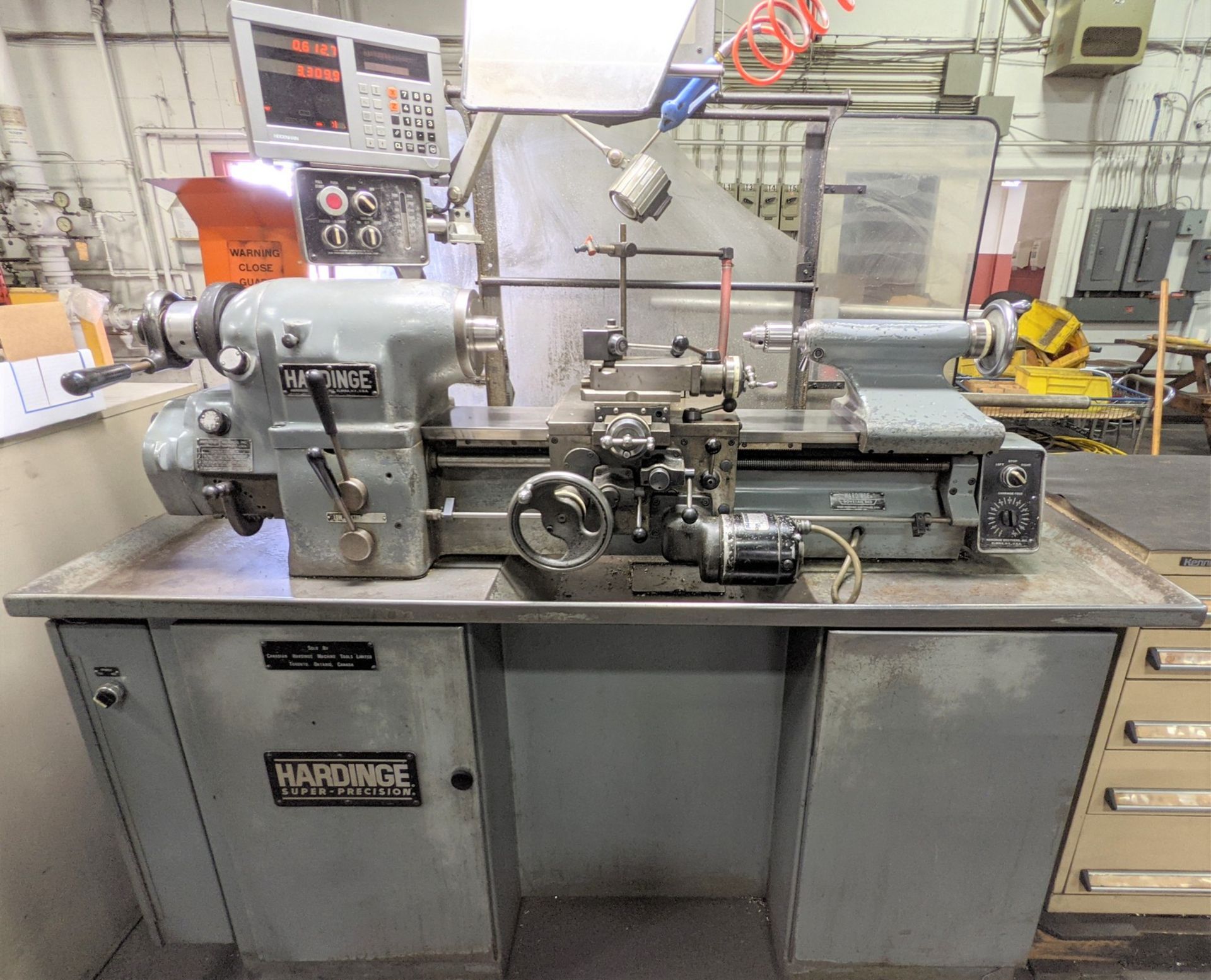 HARDINGE MODEL HLV-H TOOL ROOM LATHE, DRO, 9" MAX CUT DIA., 18" MAX CUT LENGTH (RIGGING FEE $200)