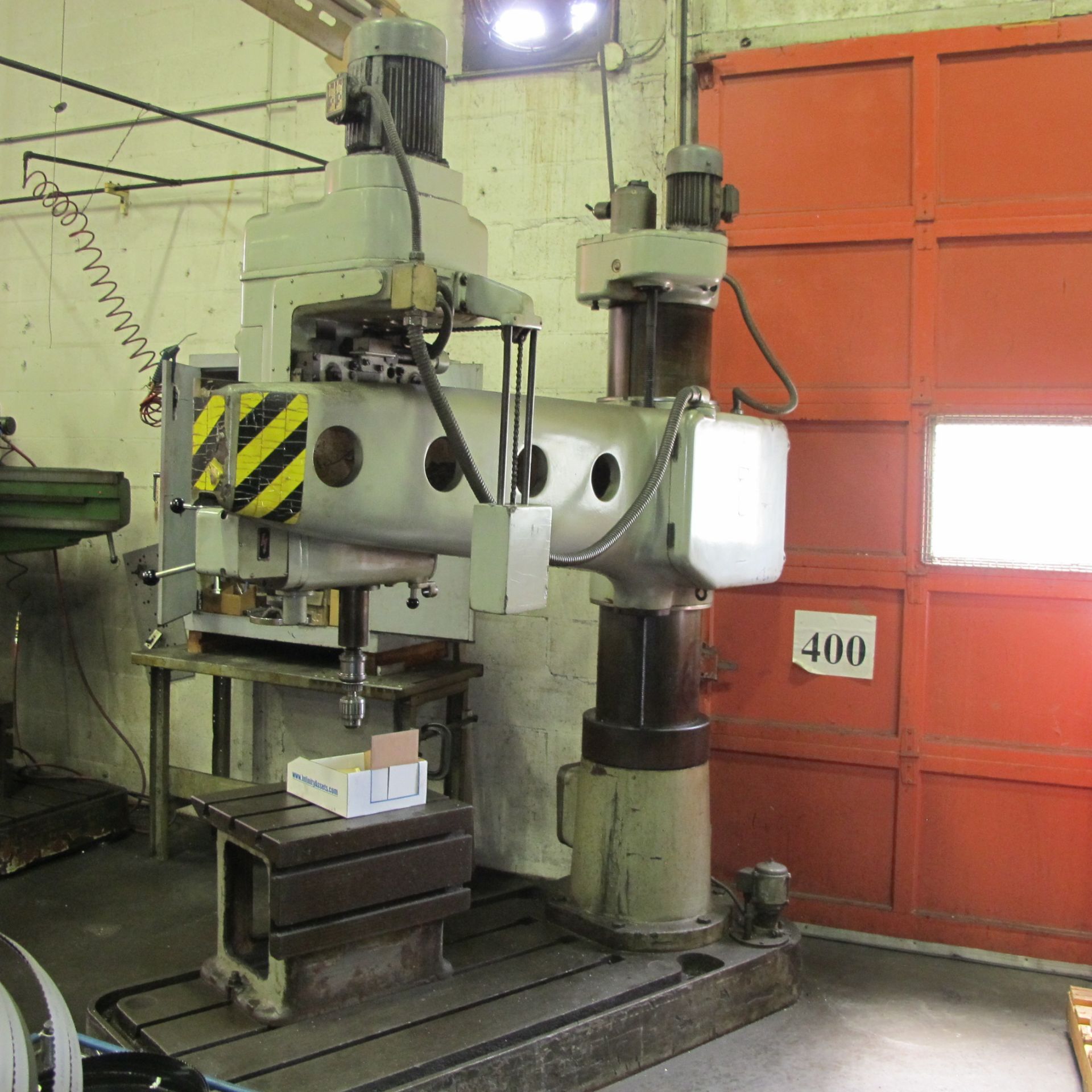 5' RADIAL ARM DRILL W/ 19-1/2"L X 20-1/2"W X 19-1/2"T TABLE, 50 TO 2240 RPM, JACOBS CHUCK, 4HP - Image 5 of 7