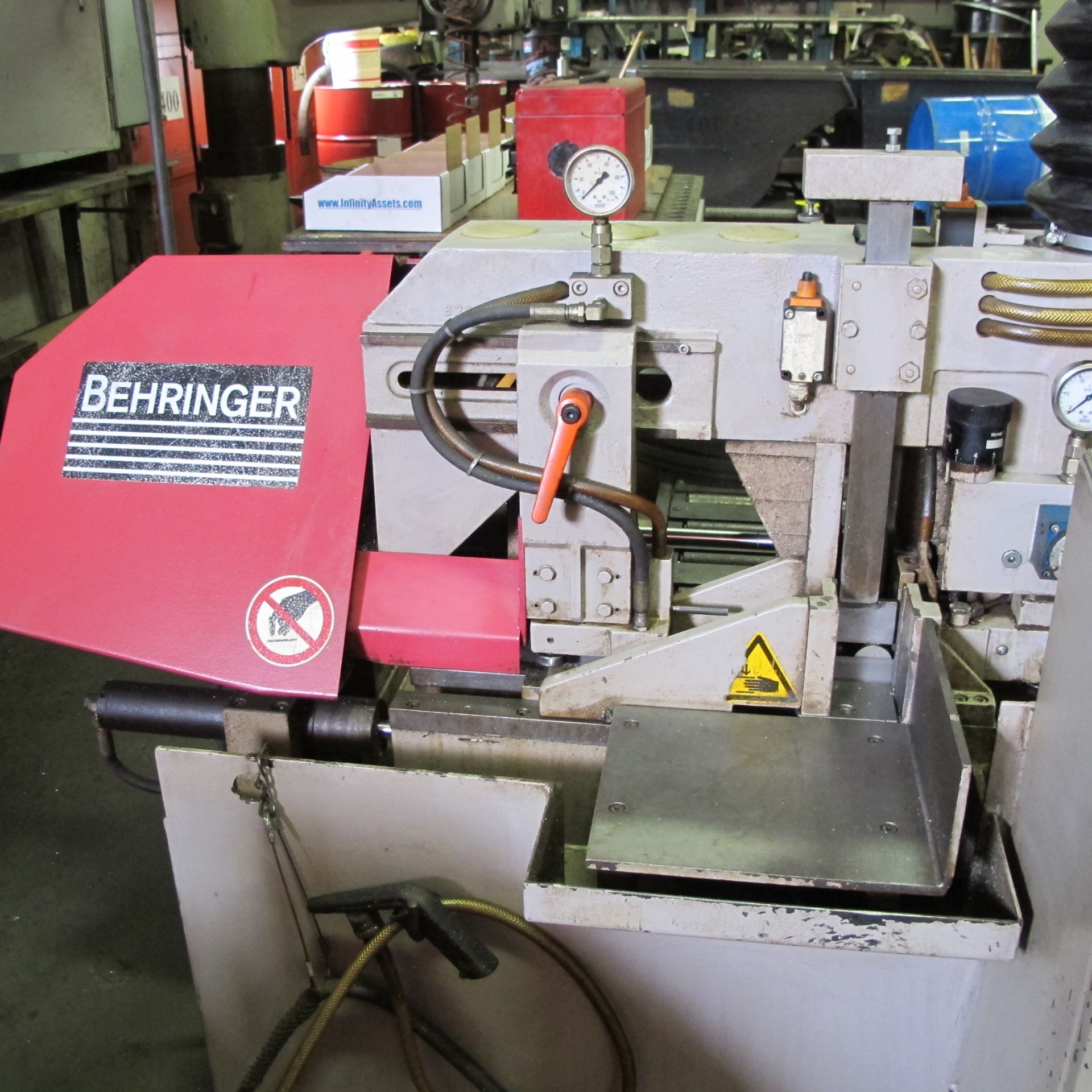 BEHRINGER MODEL HBB-221 HORIZONTAL BANDSAW, AUTO CLAMP, S/N 17814 (RIGGING FEE $300) - Image 7 of 15