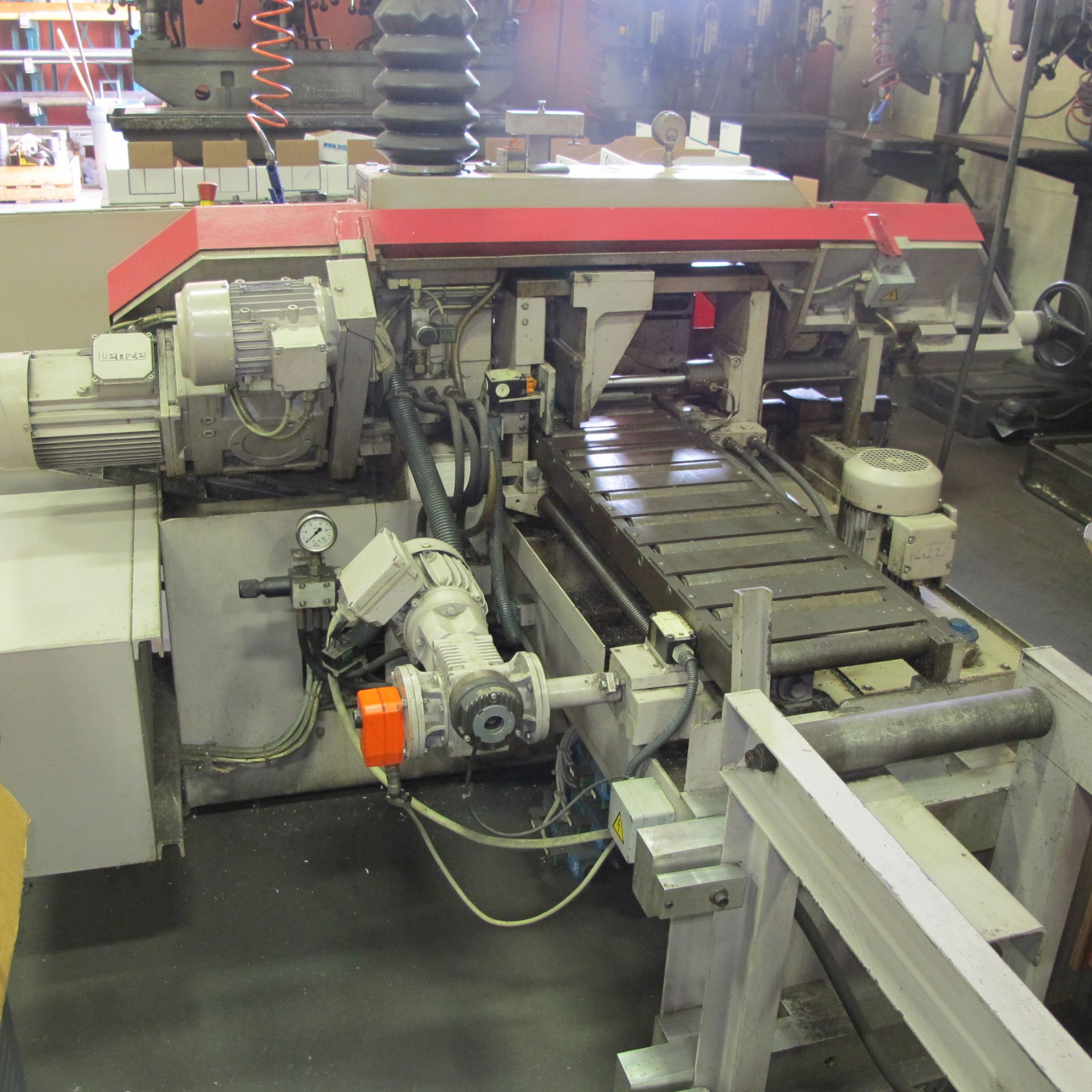 BEHRINGER MODEL HBB-221 HORIZONTAL BANDSAW, AUTO CLAMP, S/N 17814 (RIGGING FEE $300) - Image 9 of 15