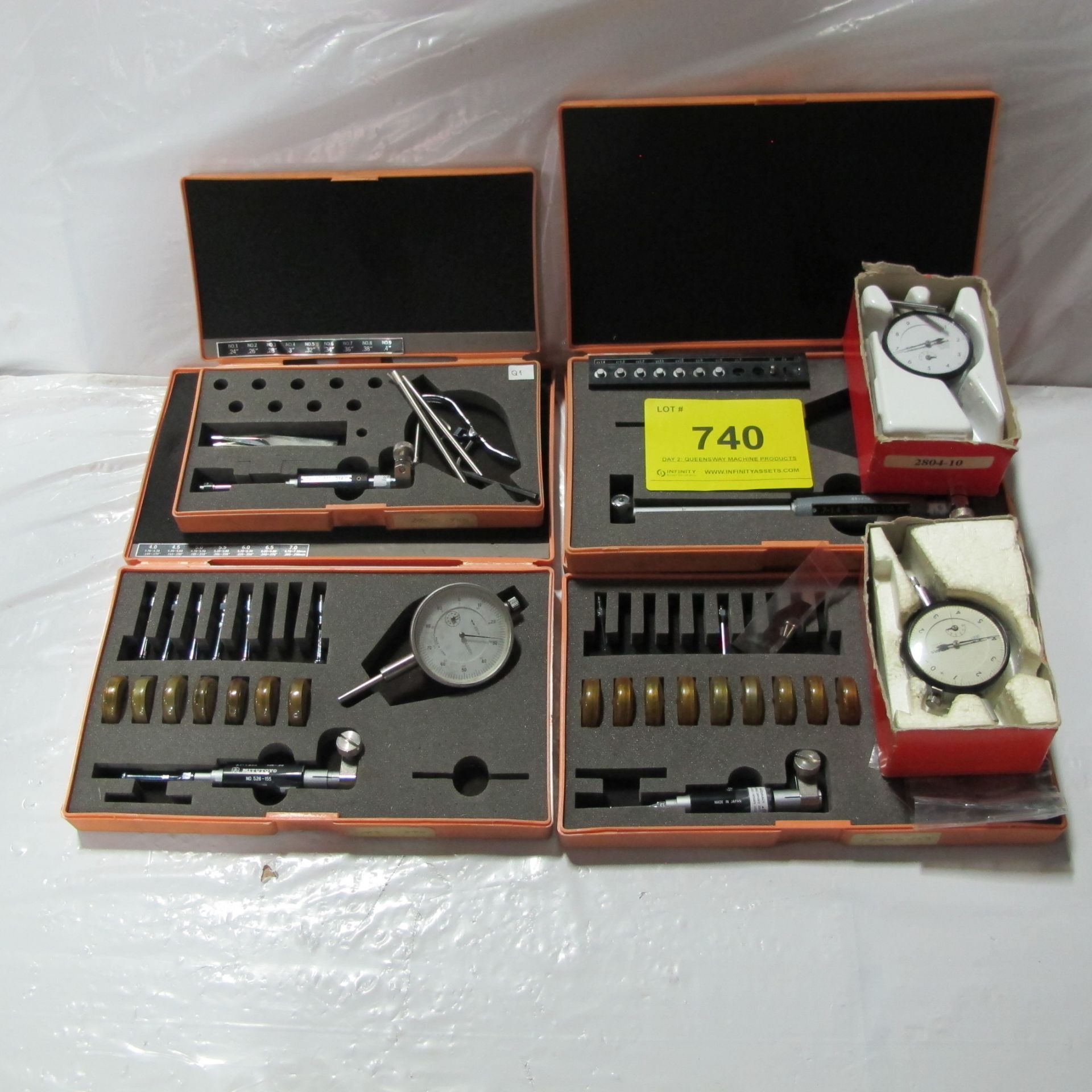 LOT OF (4) MITUTOYO BORE GAUGE SETS W/ (3) DIAL GAUGES