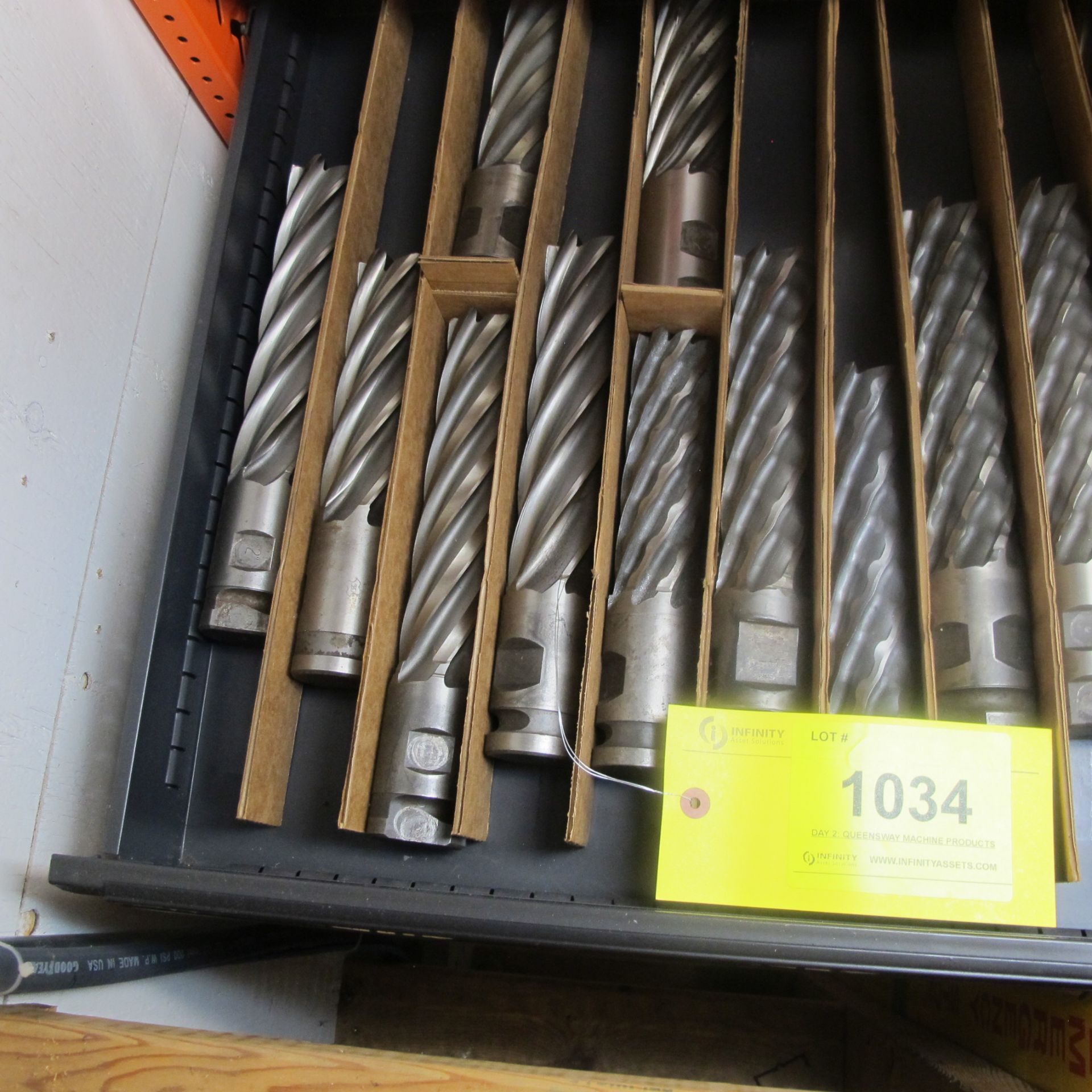 CONTENTS OF 1-DRAWER OF TOOL CABINET INCLUDING END MILLS (SUBJECT TO BULK BID LOT 1033)