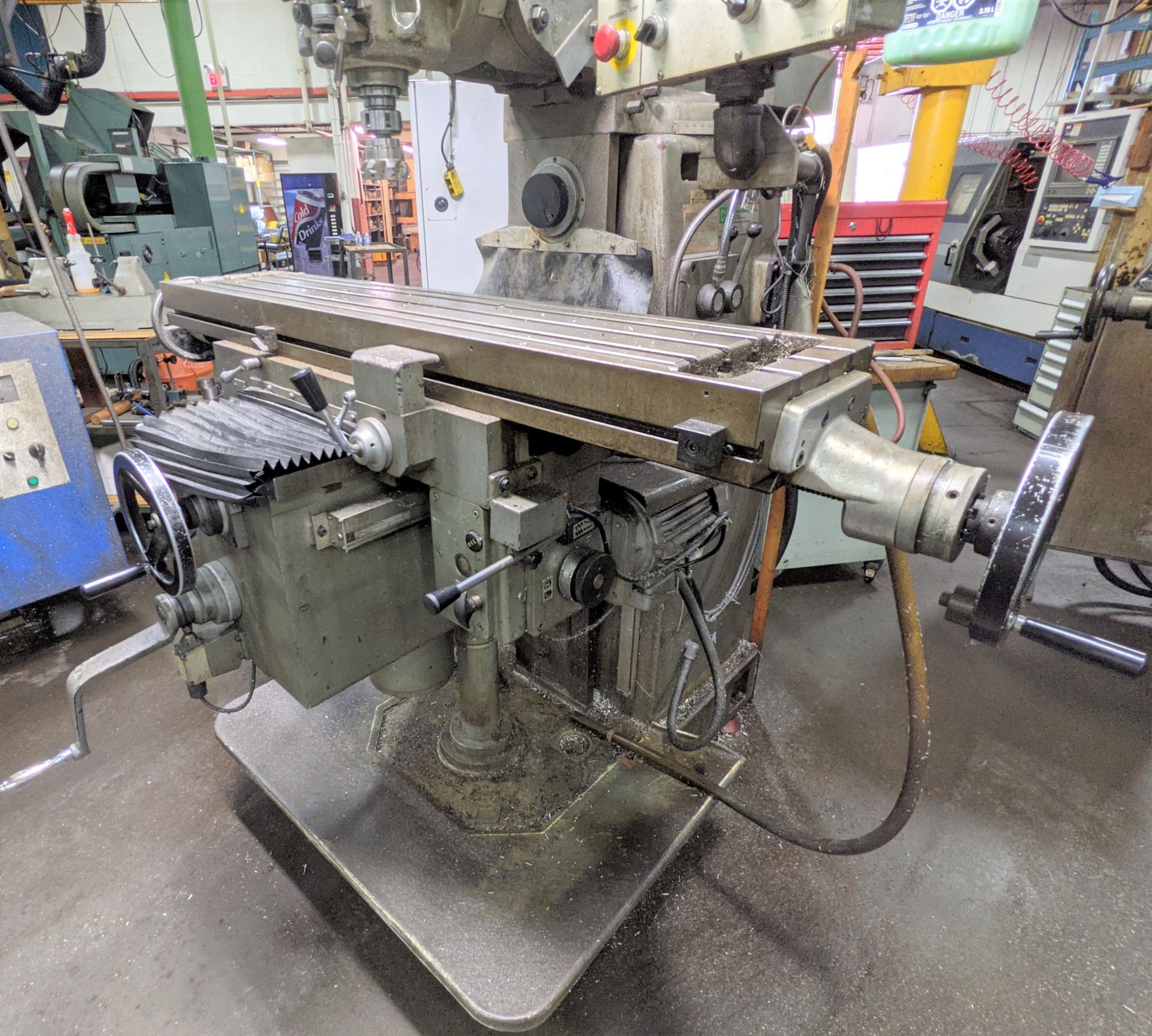 FIRST LC-20VHS UNIVERSAL MILLING MACHINE, S/N 8501491, HEIDENHAIN 3-AXIS DRO, 4HP, 60 TO 4,500 - Image 7 of 10