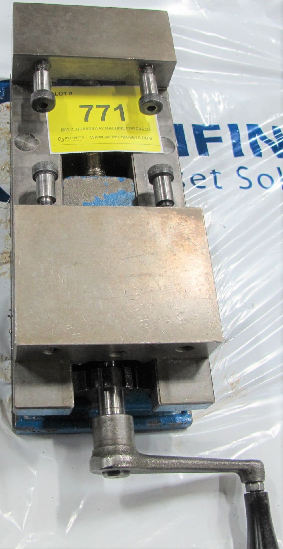 6" MACHINE VISE