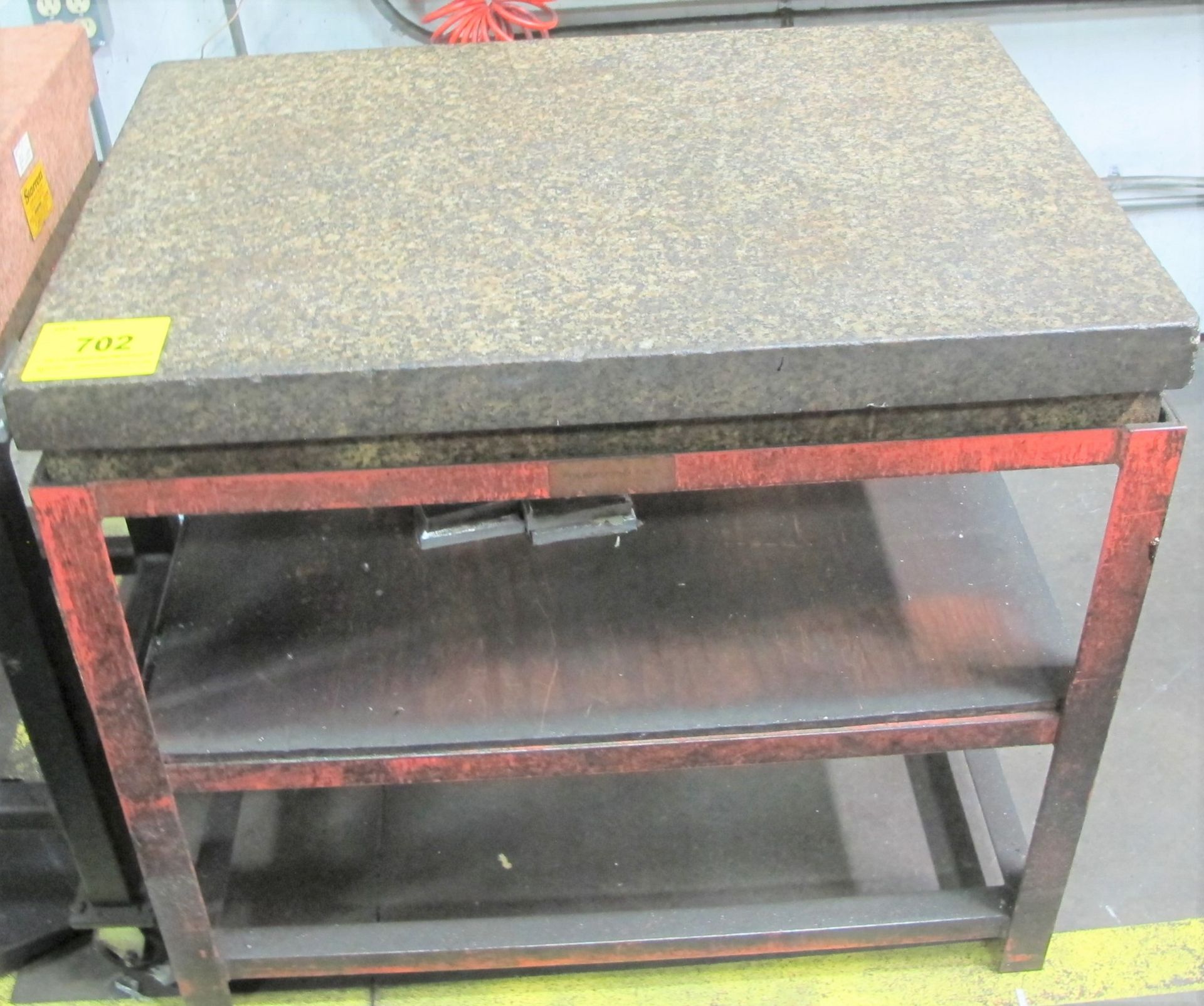 APPROX. 3'L X 2'W X 6"H GRANITE SURFACE PLATE/TABLE