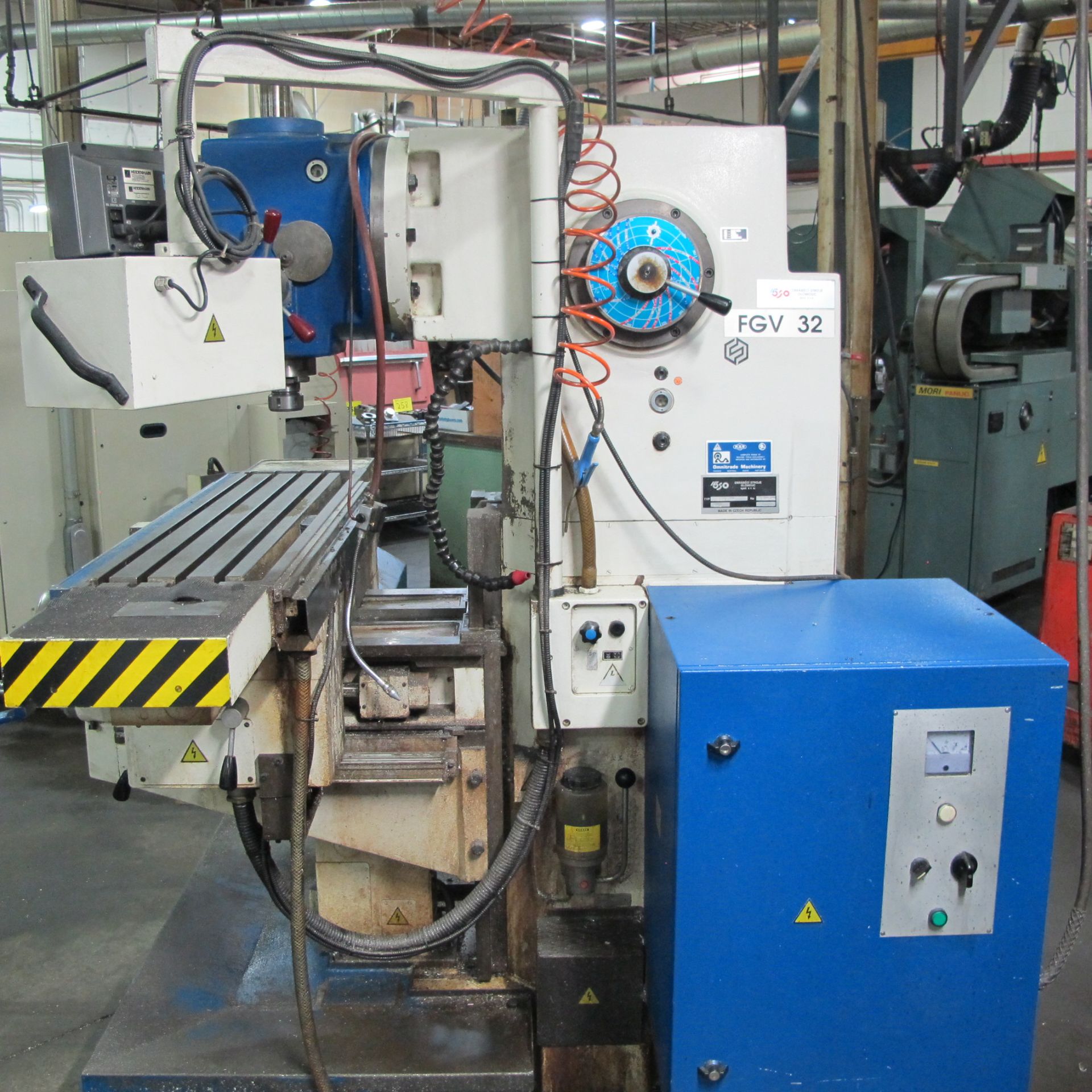 2002 TOS FBV32 UNIVERSAL MILLING MACHINE, S/N 323001023, TRAVELS: X-23", Y-9", Z-18", ELECTRICAL - Image 5 of 6