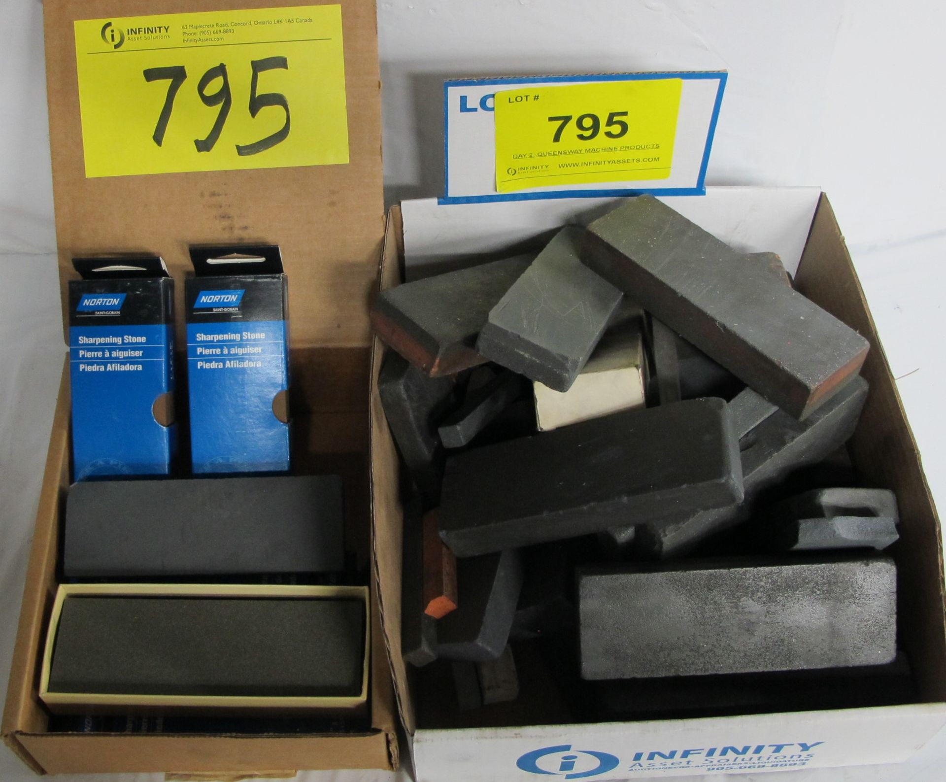 LOT OF NORTON SHARPENING STONES