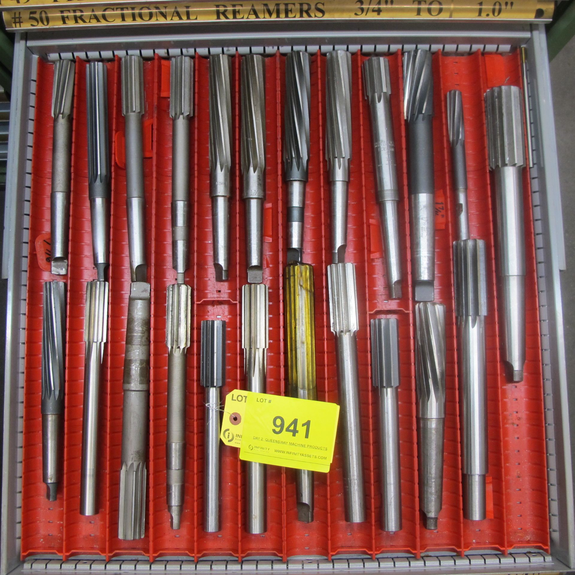 CONTENTS OF 1-DRAWER OF LISTA TOOL CABINET INCLUDING REAMERS (SUBJECT TO BULK BID LOT 933)