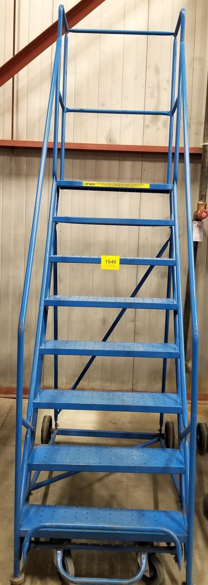 8 STEP WAREHOUSE LADDER, 400LB MAX