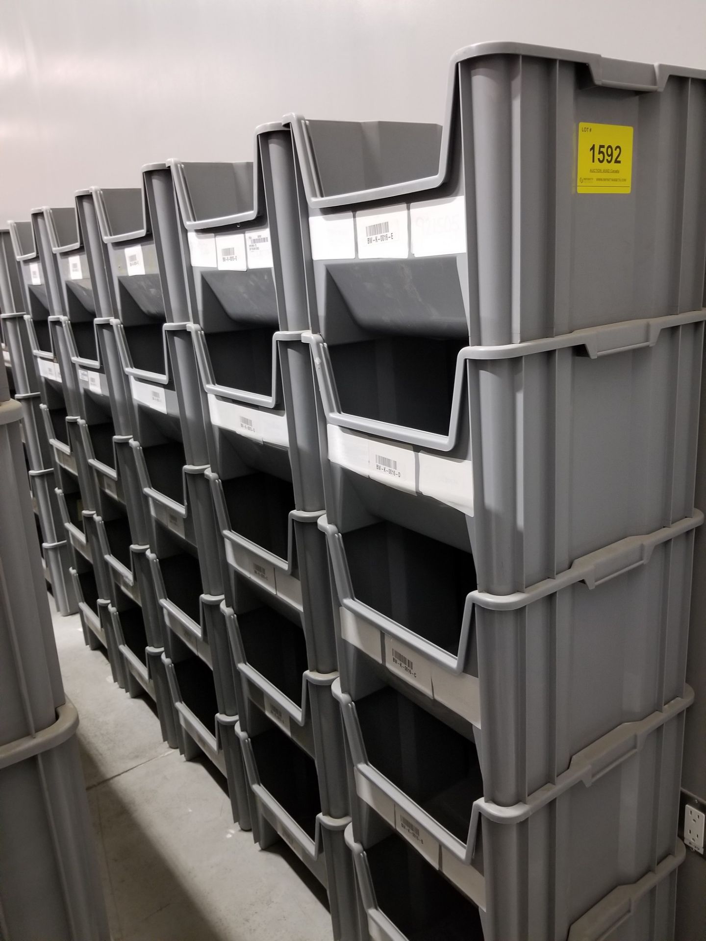 LOT - (25) QUANTUM STORAGE STACKING BINS - Image 2 of 3