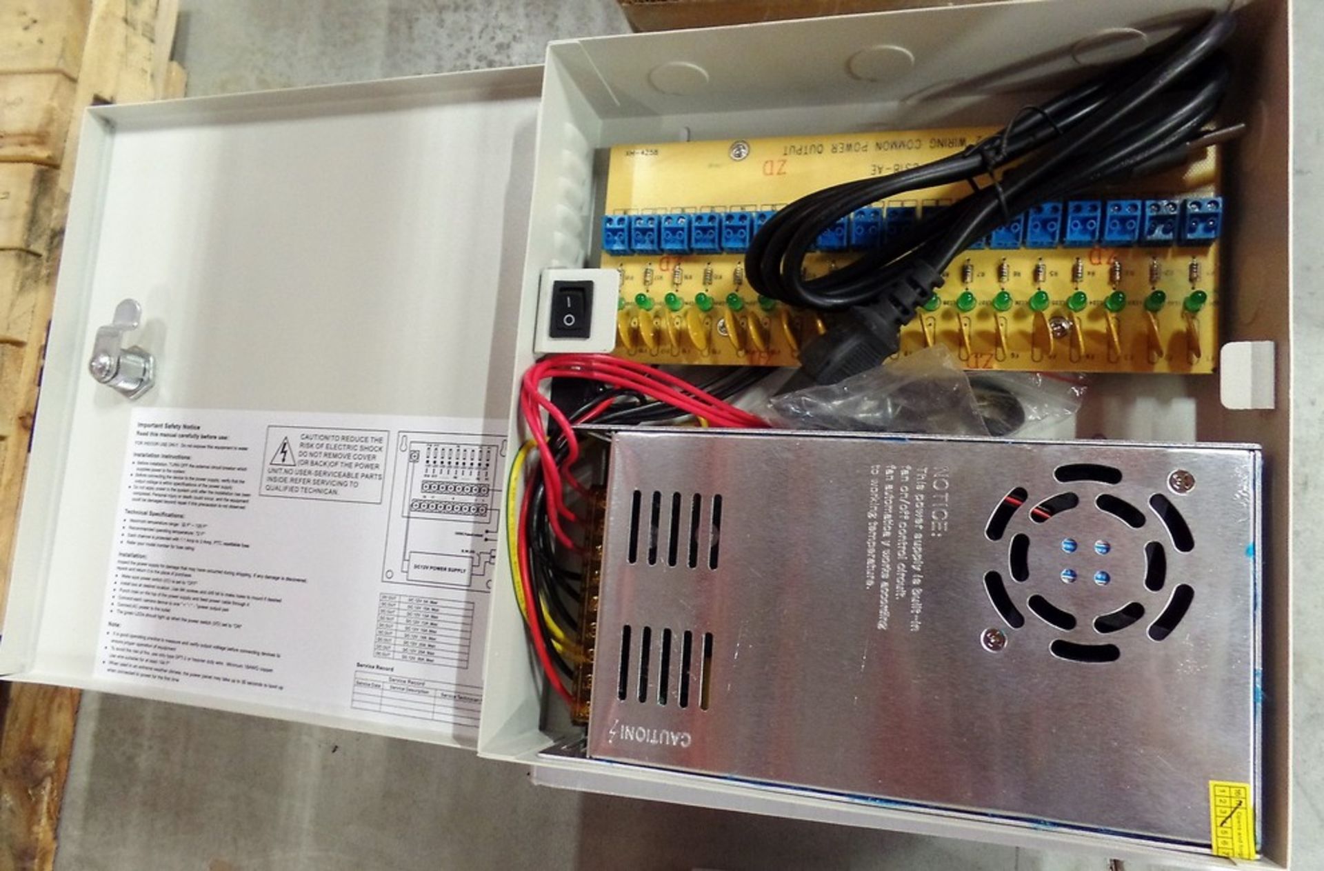 LOT - ACE-CCTV POWER SUPPLY - Image 4 of 4