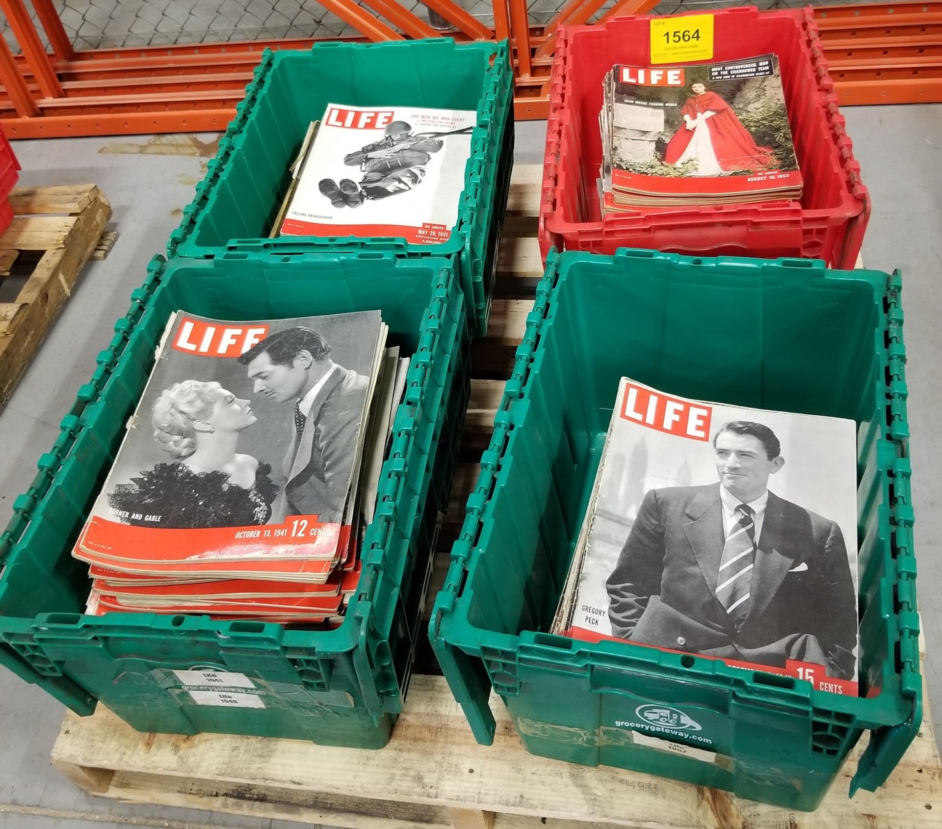 VINTAGE TIME MAGAZINES - APPROX 180 ISSUES - YEARS INDICATED IN PHOTOS - 1940, 1941, 1953, 1957