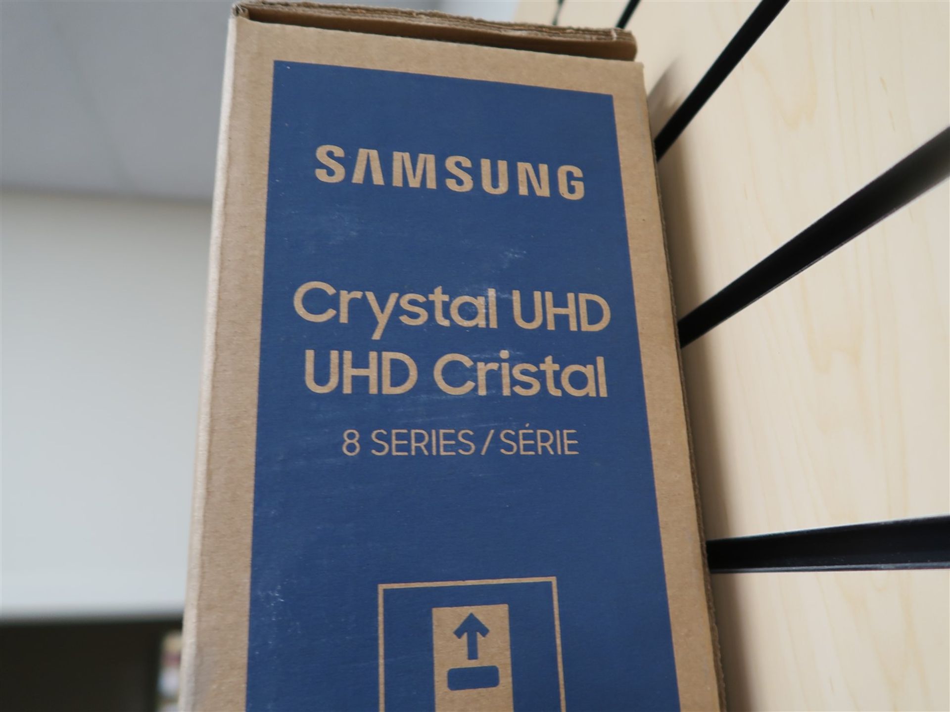 SAMSUNG CRYSTAL UHD, 50 IN. SMART TV, MOD. UN50TU8000F, (BNIB) MSRP $650 - Image 2 of 3