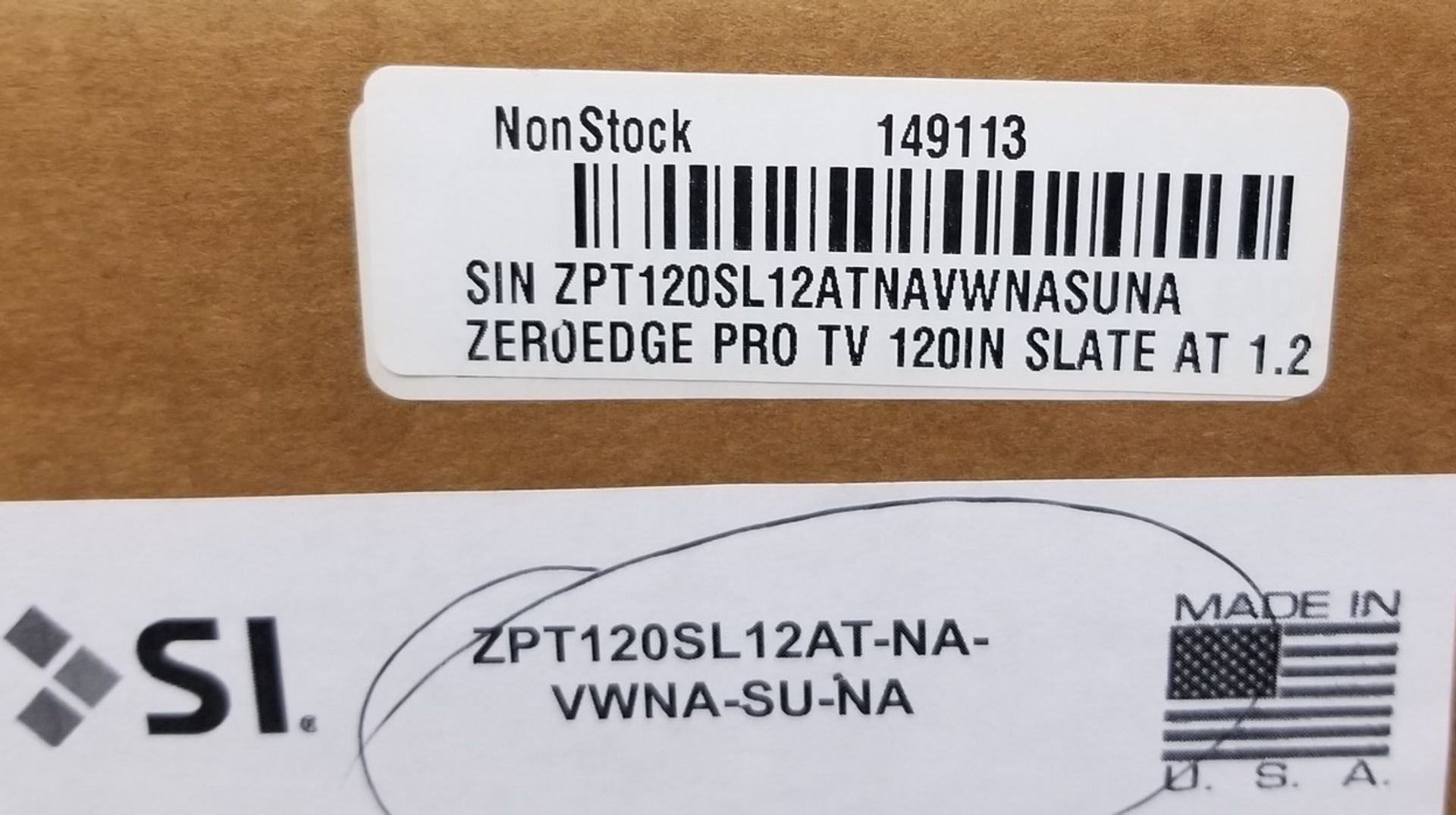 SCREEN INNOVATIONS, ZPT120SL12AT ZERO EDGE PRO TV 120IN - (BNIB) MSRP $5278 USD (LOCATED IN - Image 3 of 3