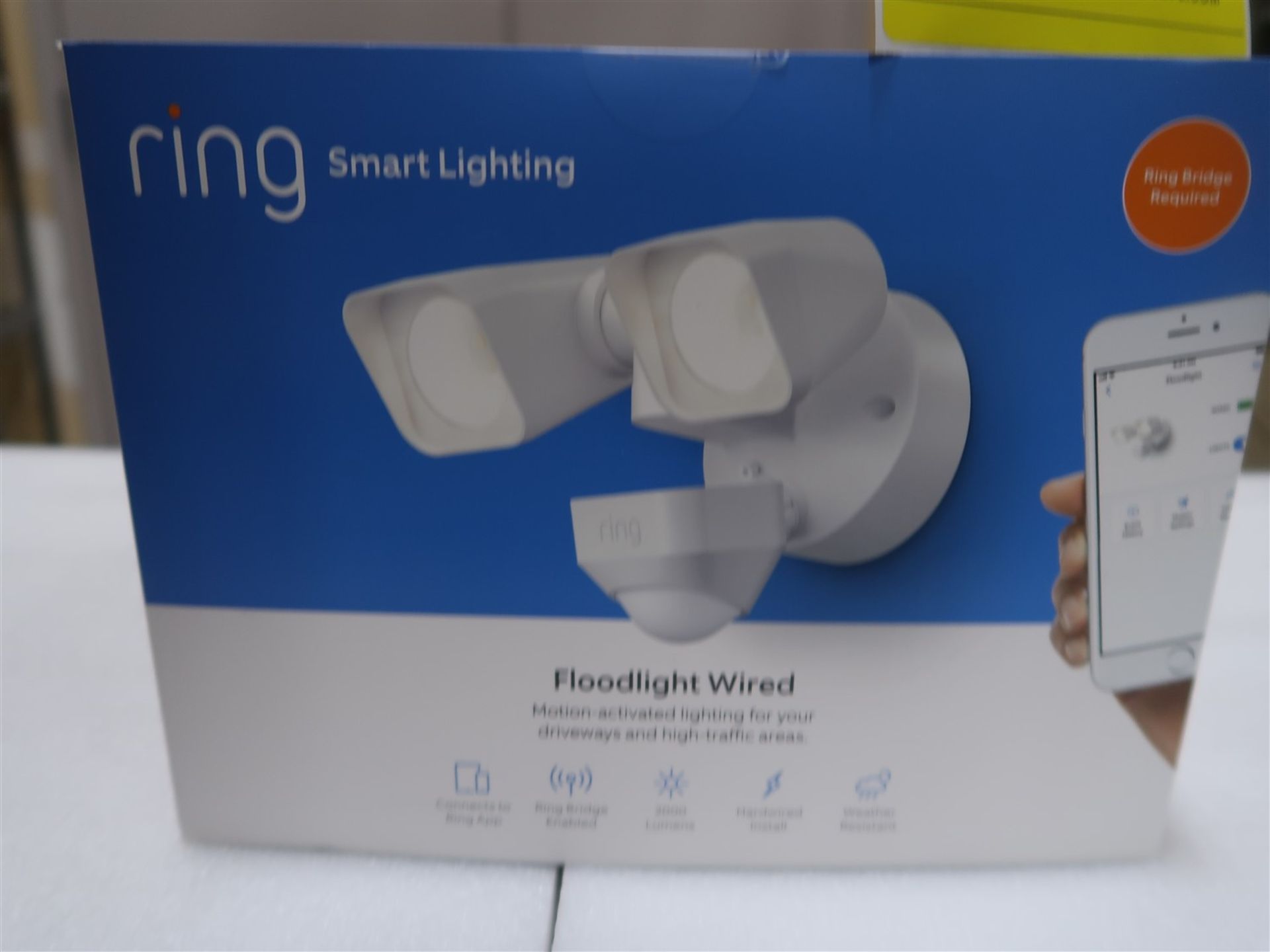 RING SMART FLOODLIGHT WIRED STARTER KIT, WHITE (BNIB) - Image 2 of 2