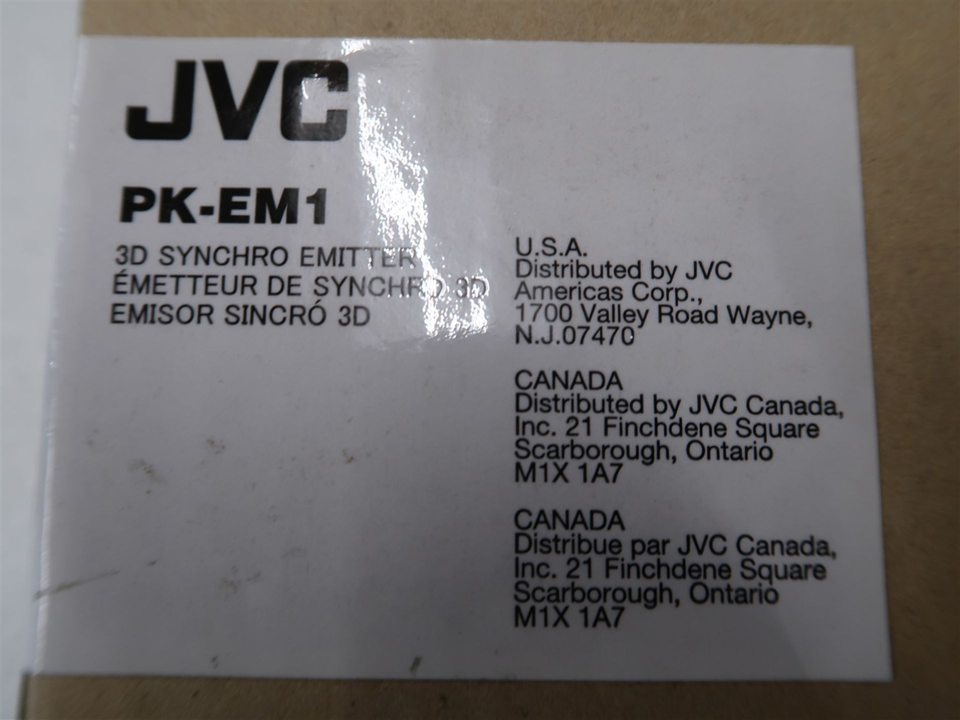 JVC 3D SYNCHRO EMITTER PK-EMI FOR PROJECTORS, (BNIB) - Image 2 of 2